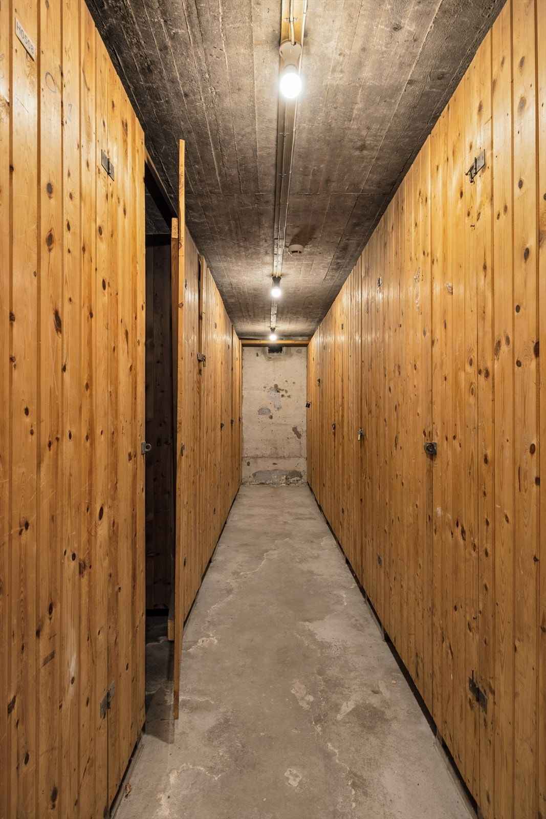 Det medfølger hele 3 boder til leiligheten! 2 stk i kjeller, og 1 i 8. etasje. Galleribilde