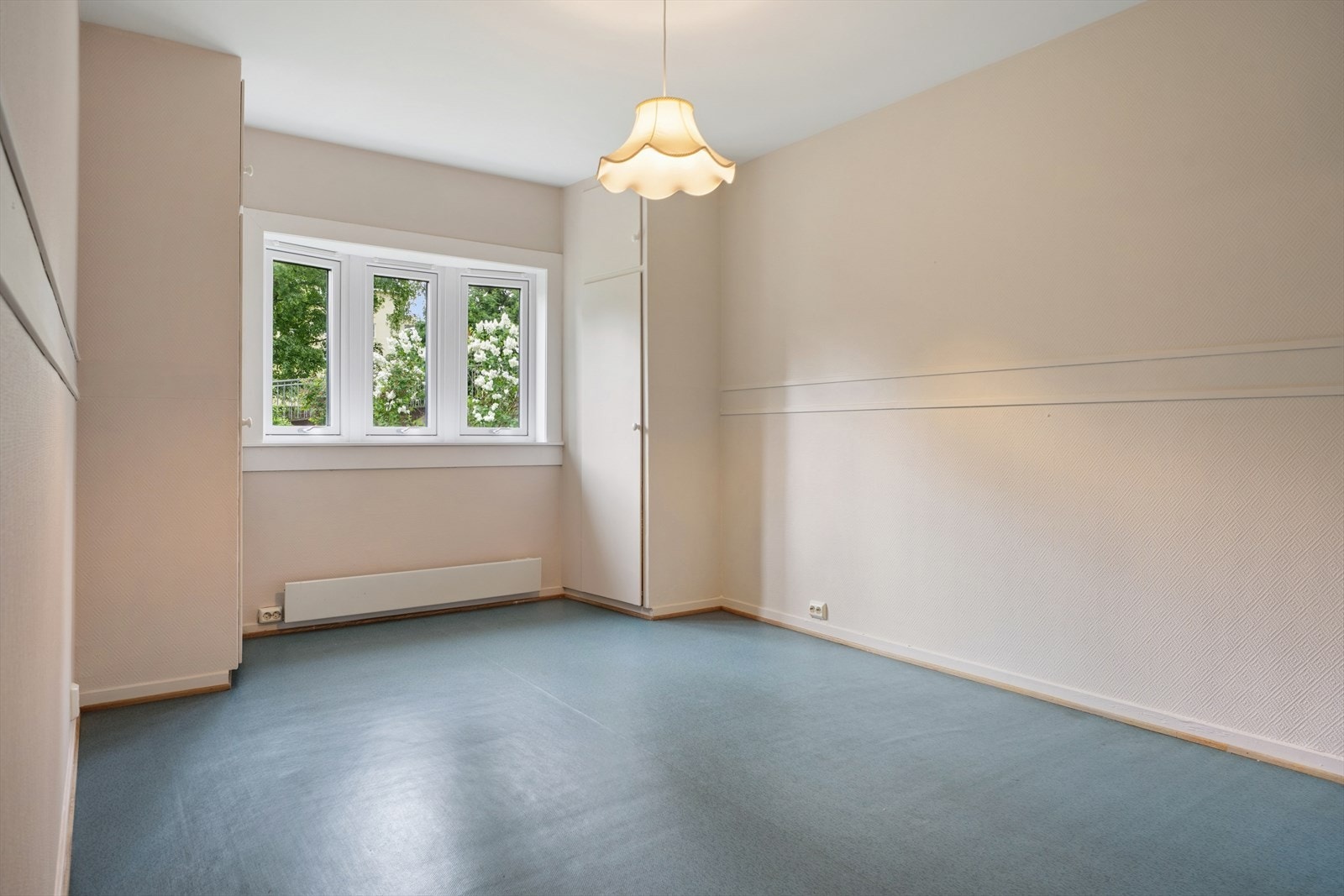Soverommet er av god størrelse og har plass til seng og tilhørende møblement. Galleribilde