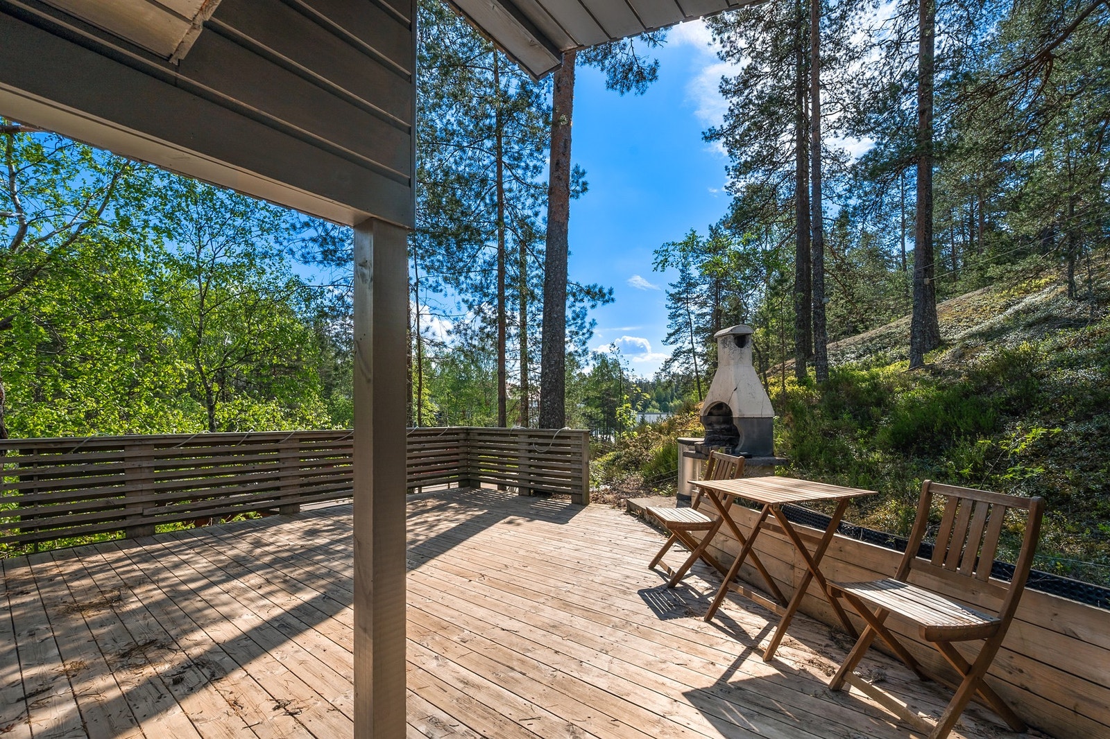 Leiligheten er p.t. utleid og leies ut for kr. 13.000/mnd. Galleribilde