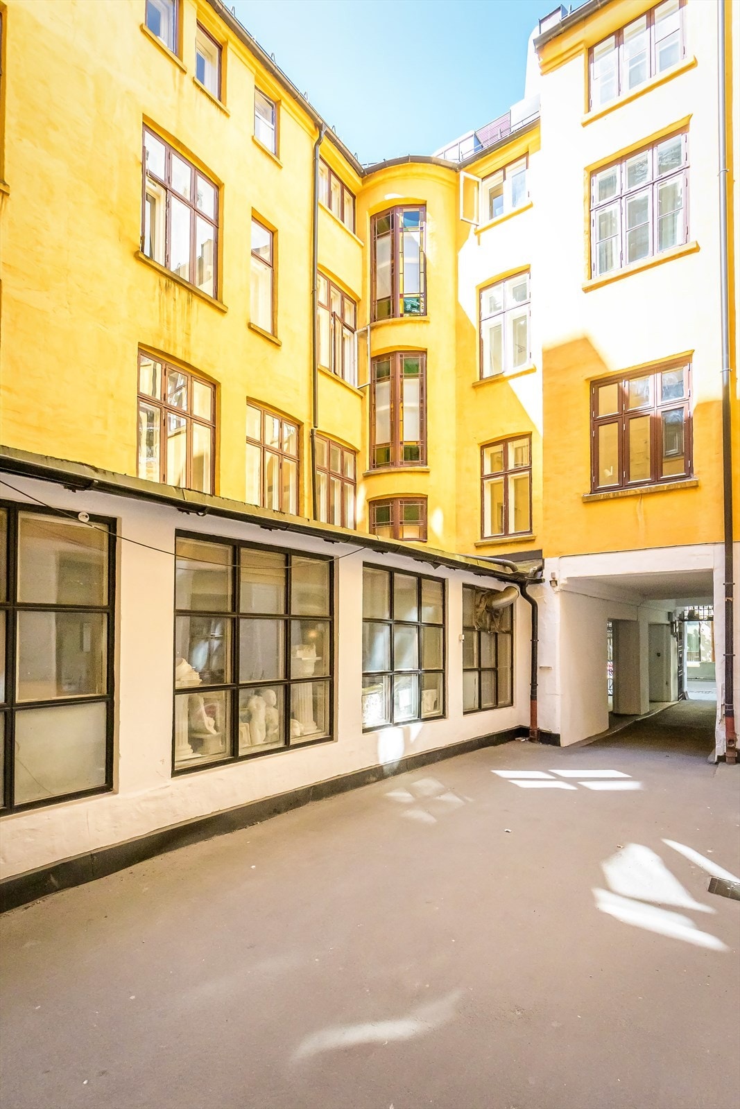 I 2013/2014 gjennomgikk bygget en omfattende rehabilitering, samt bruksendring og ombygging til 25 boenheter. Ferdigattest fra 2014. Galleribilde