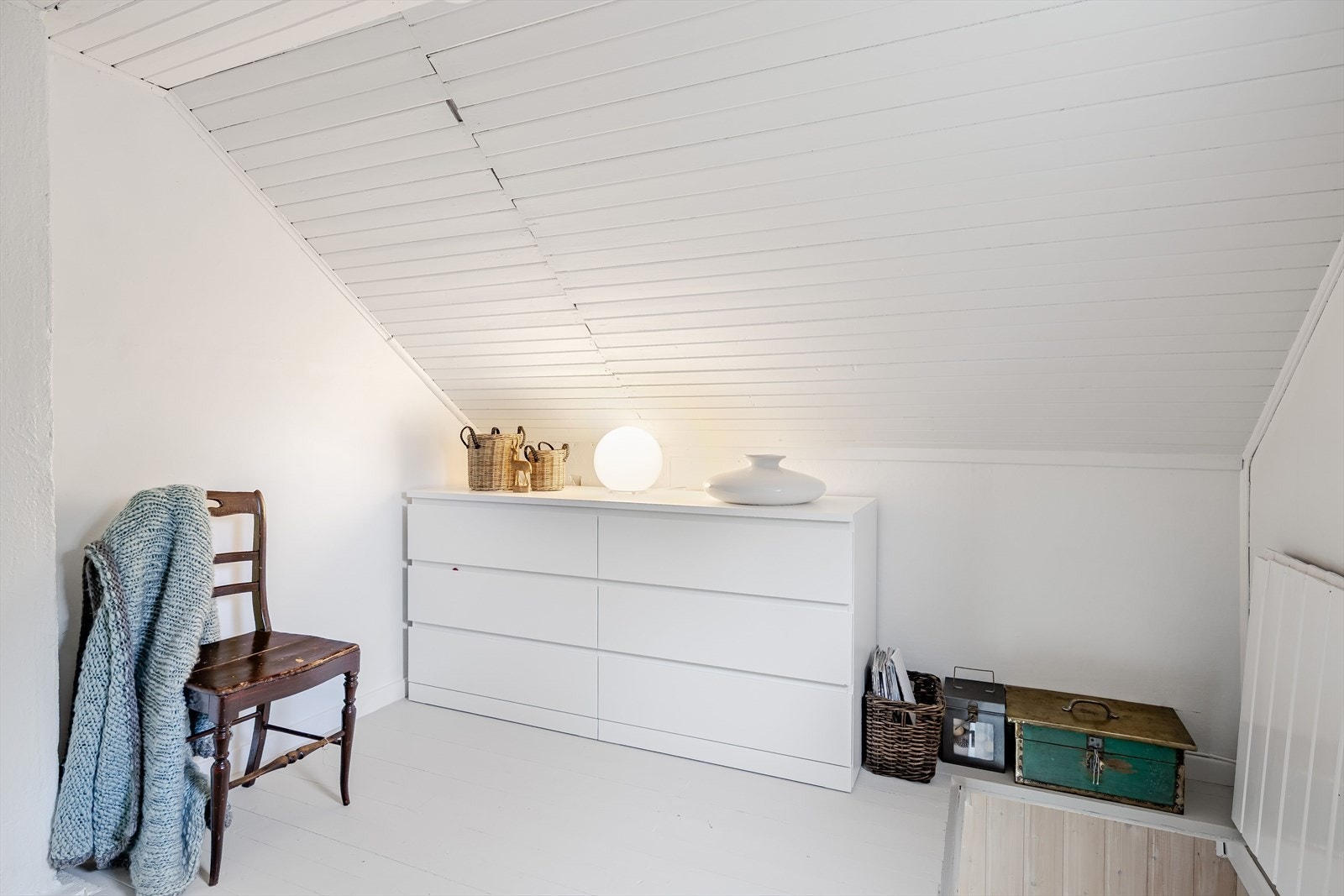 Her er det også en plass til en praktisk kommode. Galleribilde