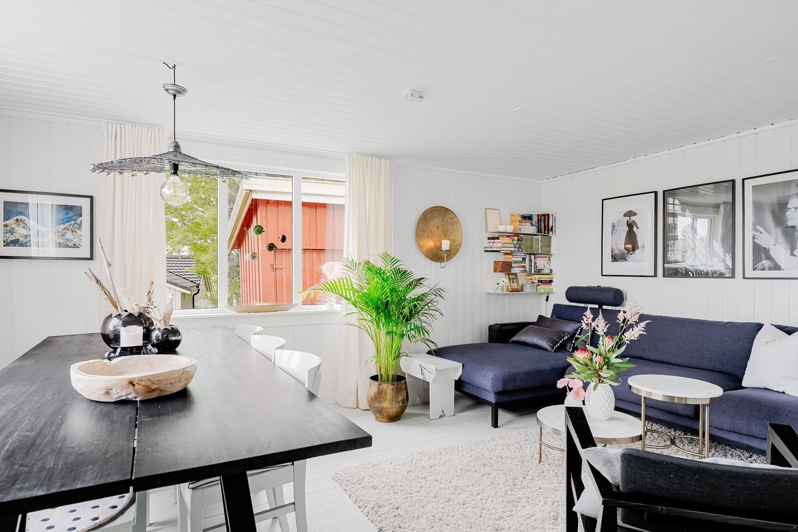 Nydelig stue med god plass til både sofa og.. Galleribilde