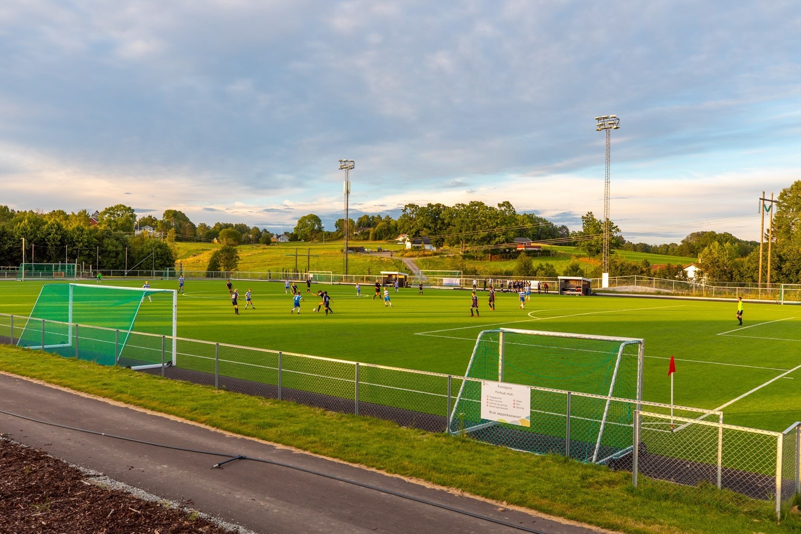 Gjellum idrettspark, treningsarena for blant annet friidrett, GUI fotball mm. Galleribilde