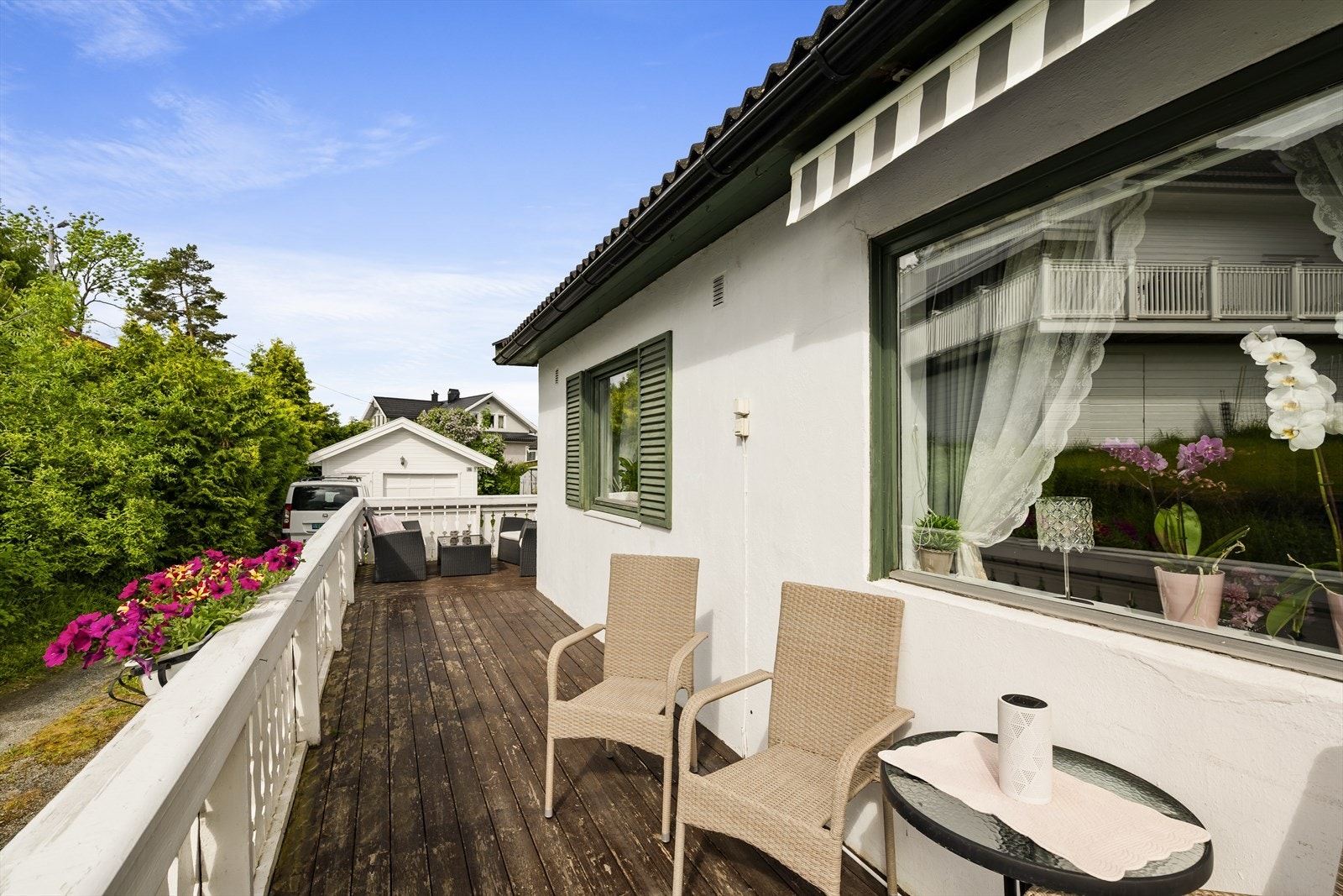 Veranda på hele 27 kvm Galleribilde