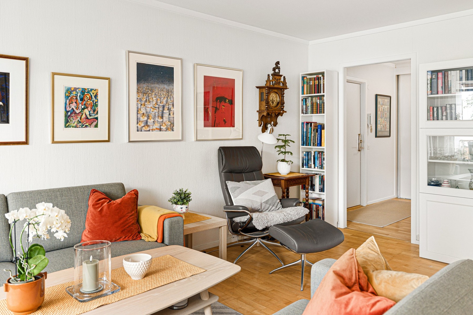 Boligen har en god planløsning som gjør det enkelt å møblere. Galleribilde