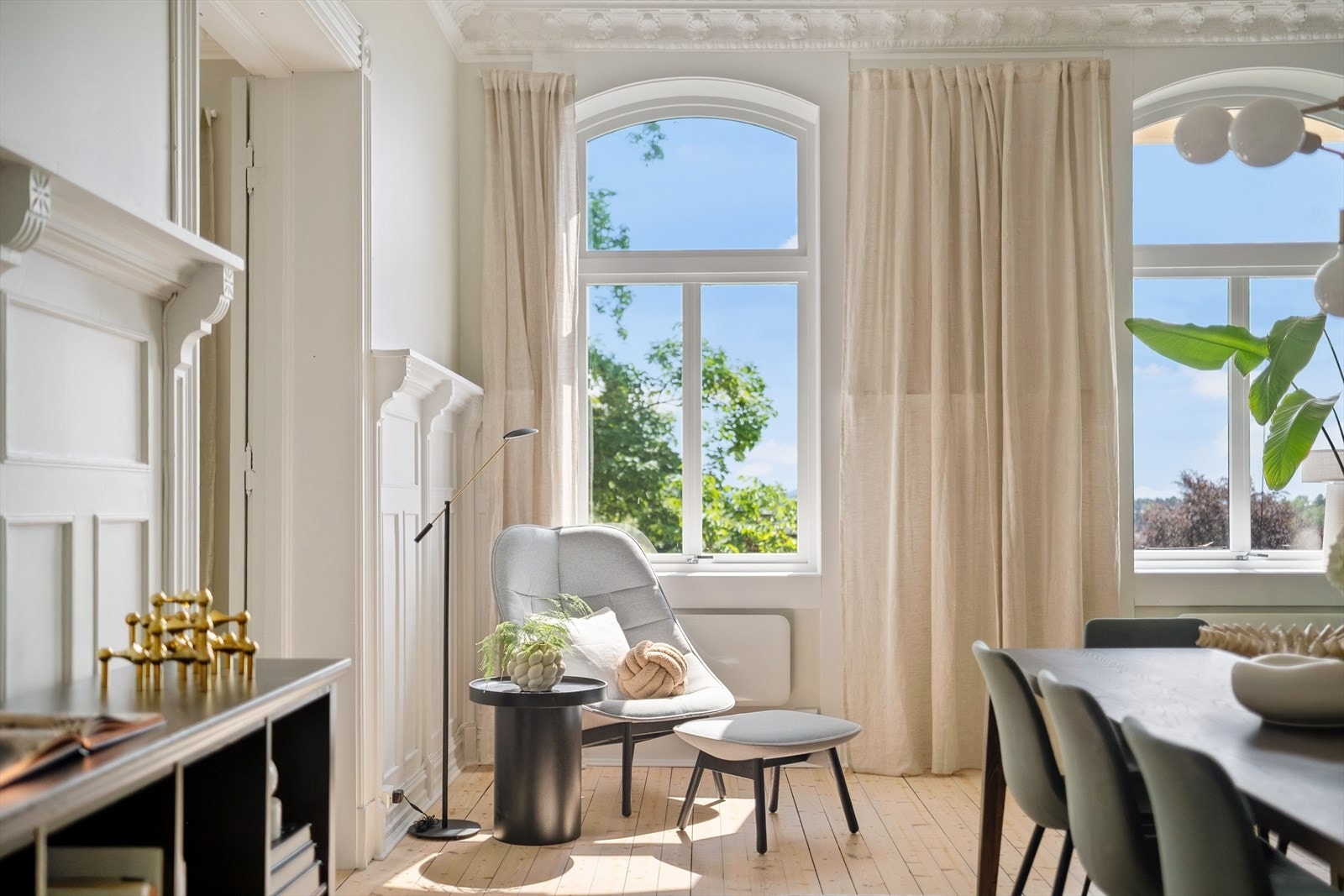 Boligen ble omfattende renovert i 2020/21, hvor de originale detaljene og det klassiske særpreget ble godt ivaretatt. Galleribilde