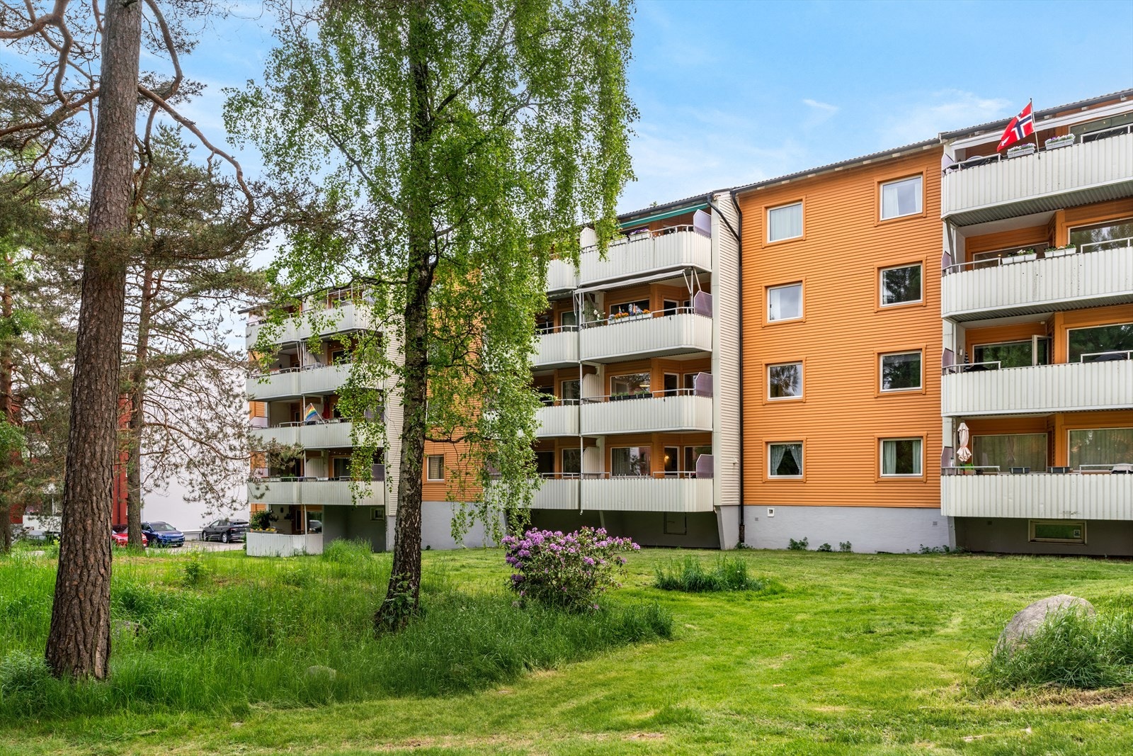 Boligfeltet ligger i grønne og attraktive omgivelser, med kort vei til Østmarka som byr på flotte tur- og rekreasjonsmuligheter. Galleribilde