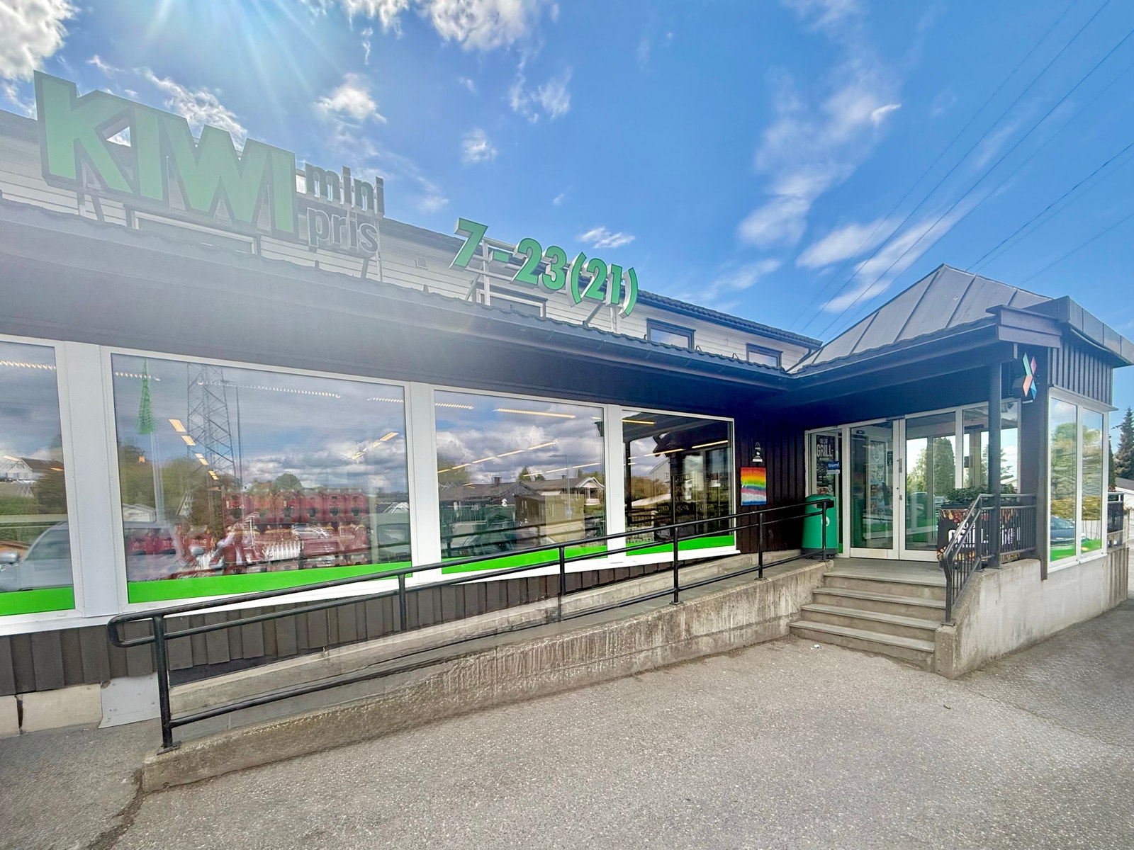 Kiwi Ridabu Galleribilde