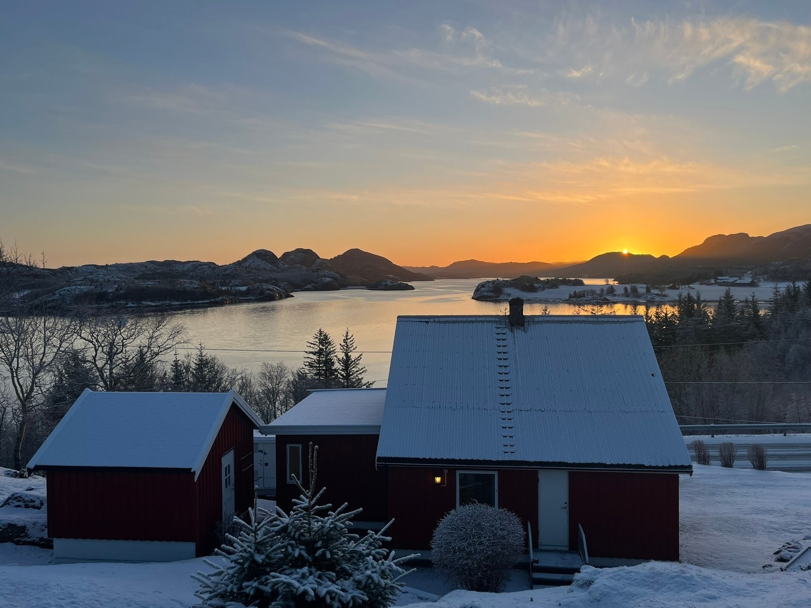 Selgers egne bilder. Like nydelig vinter som sommer! Galleribilde