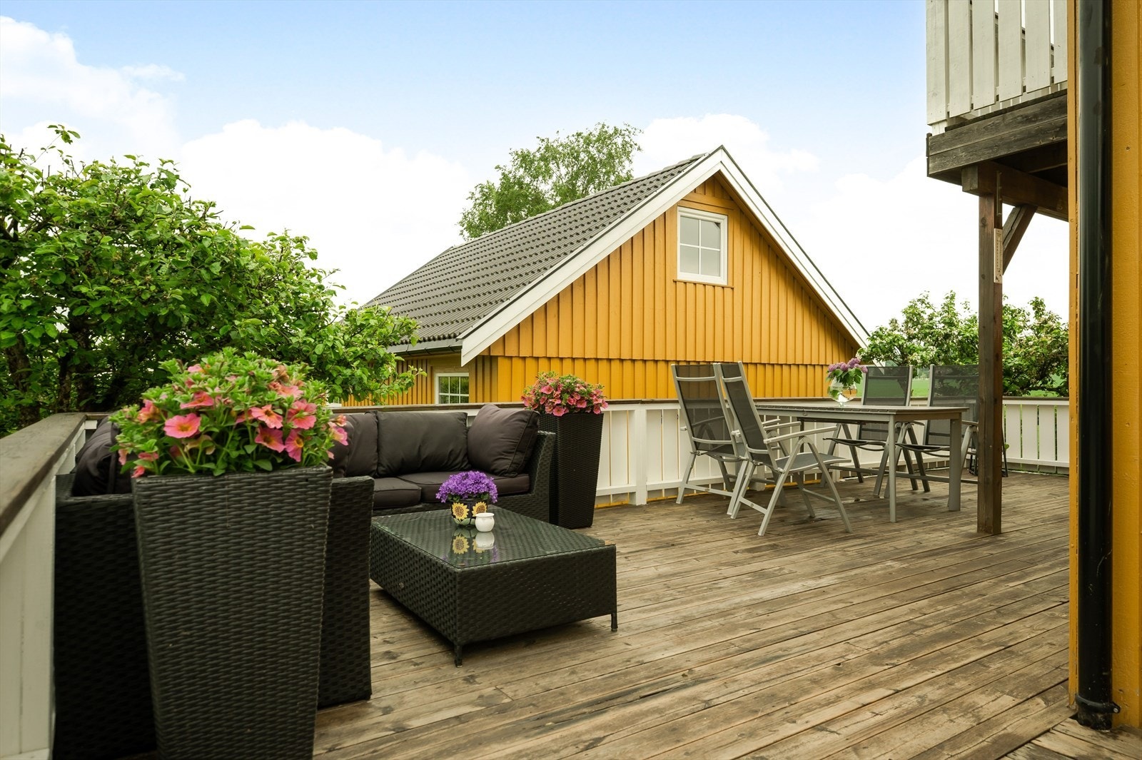 Her kan man nyte fine sommer kvelder. Galleribilde