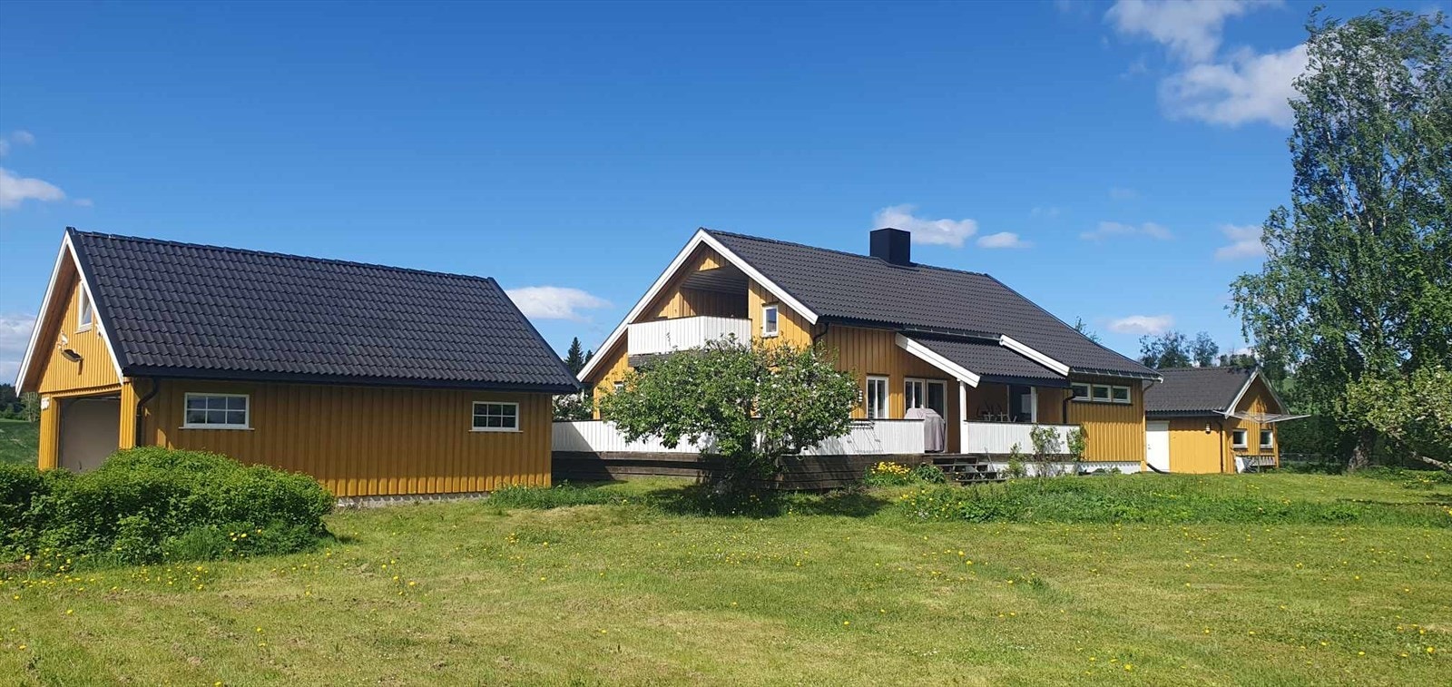 Velkommen til Bergsmeierivegen 556 - et solfylt sted. Eiers private bilde. Galleribilde
