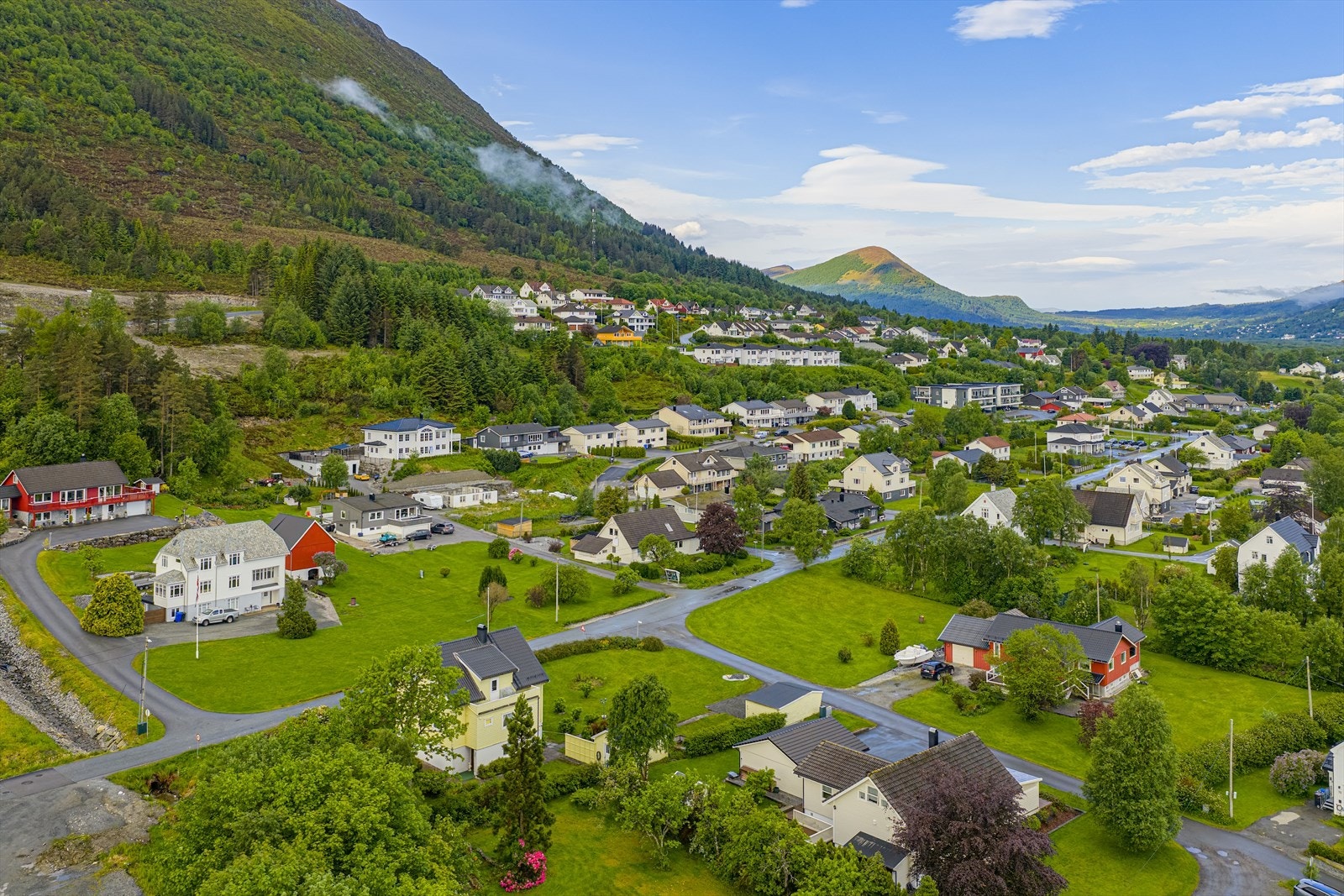 Velkommen til en hyggelig visning! | Foto av Blåtind fotografikk | Galleribilde