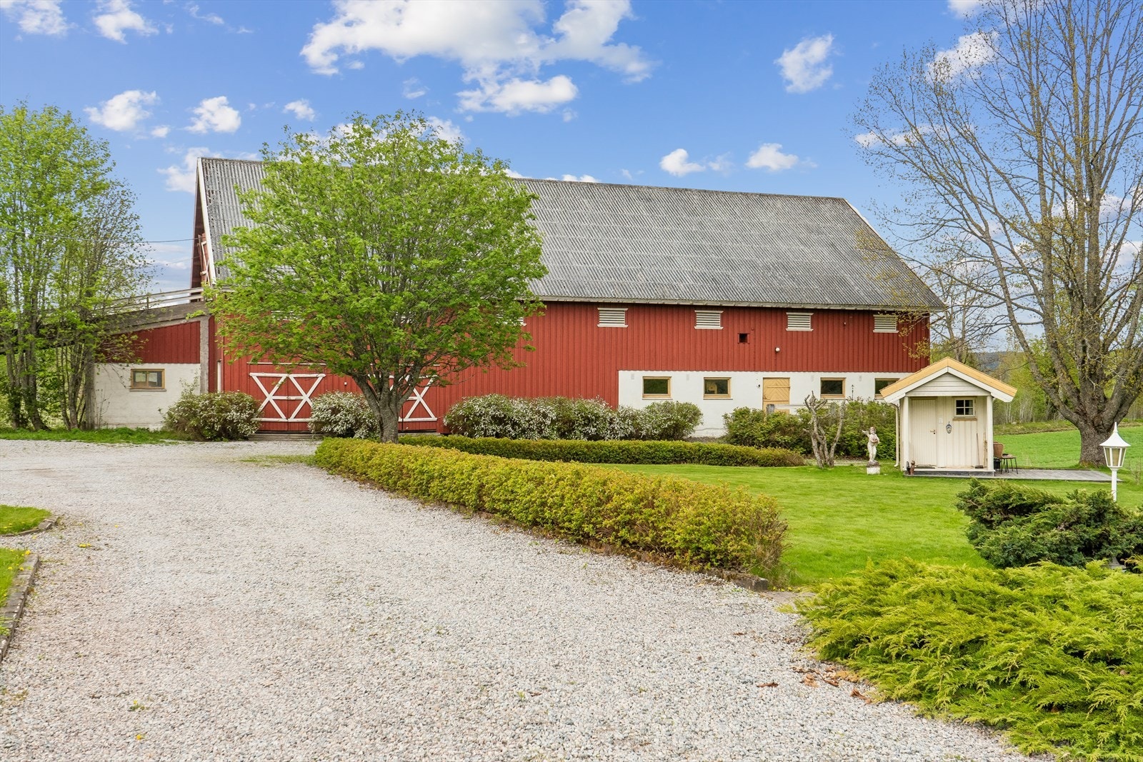 Gårdstun Galleribilde