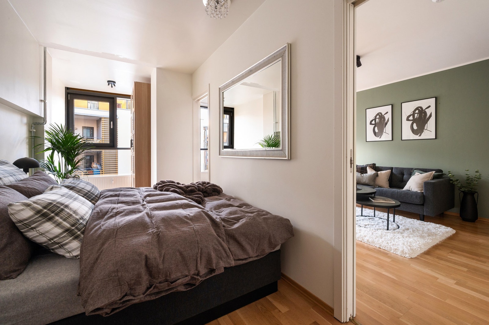 Hovedsoverom med to innganger og en-suite bad. Galleribilde