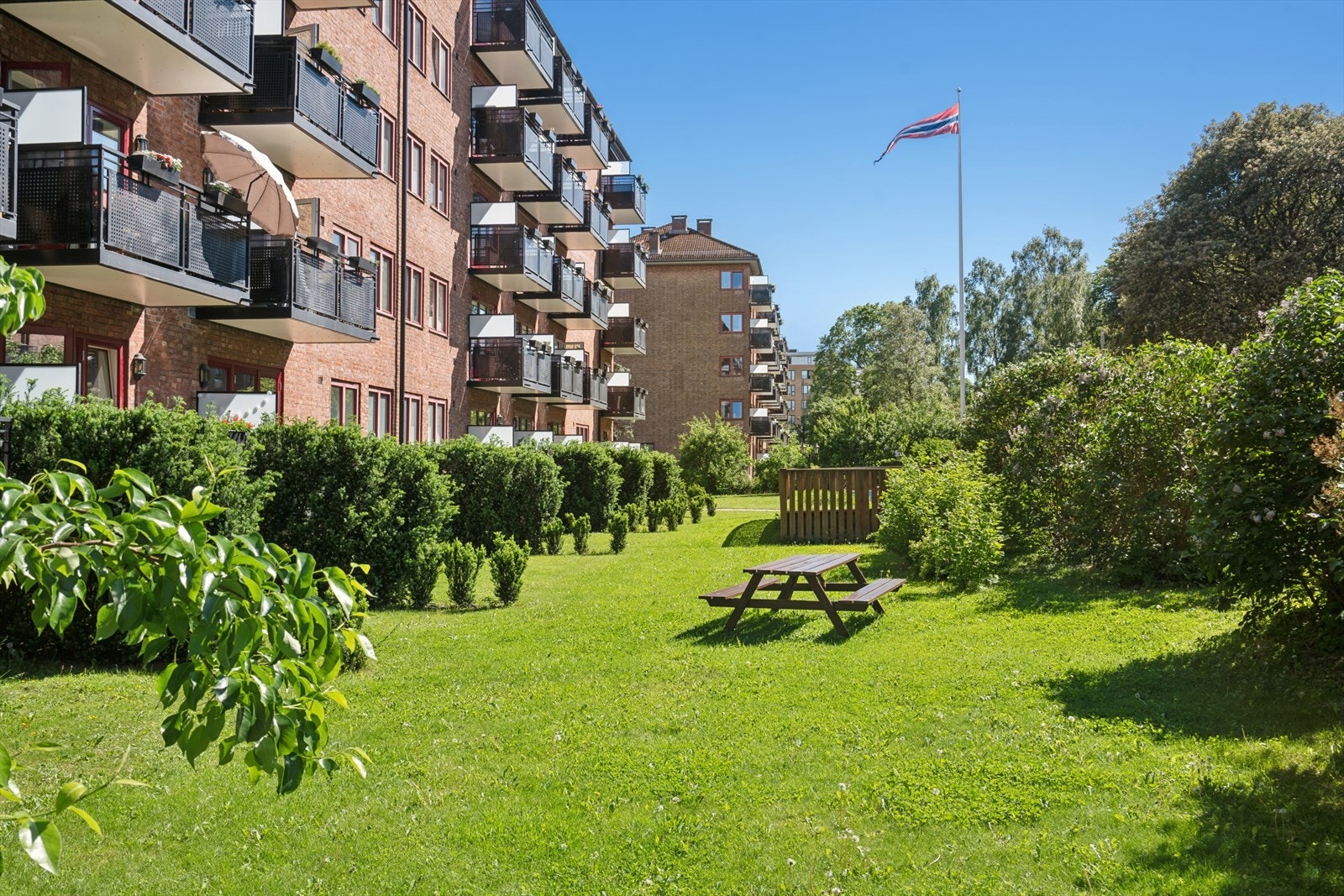 Borettslaget fremstår som svært veldrevet, med god økonomi og et bevisst forhold til vedlikehold og oppgraderinger. Galleribilde