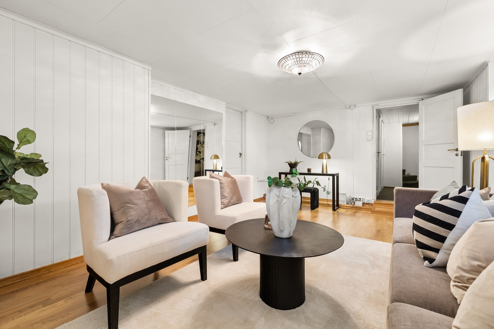 Kjellerstue (Ikke omsøkt og ikke godkjent til varig opphold) Galleribilde