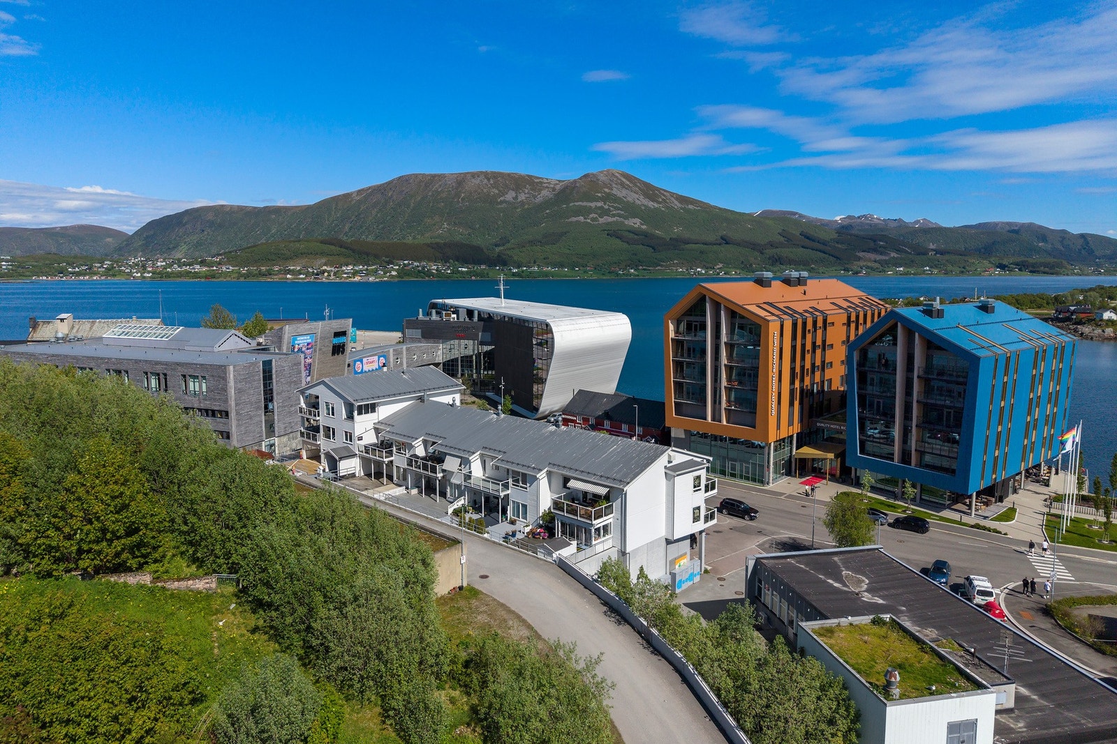 Her bor du midt i smørøyet med gangavstand til det aller meste. Galleribilde