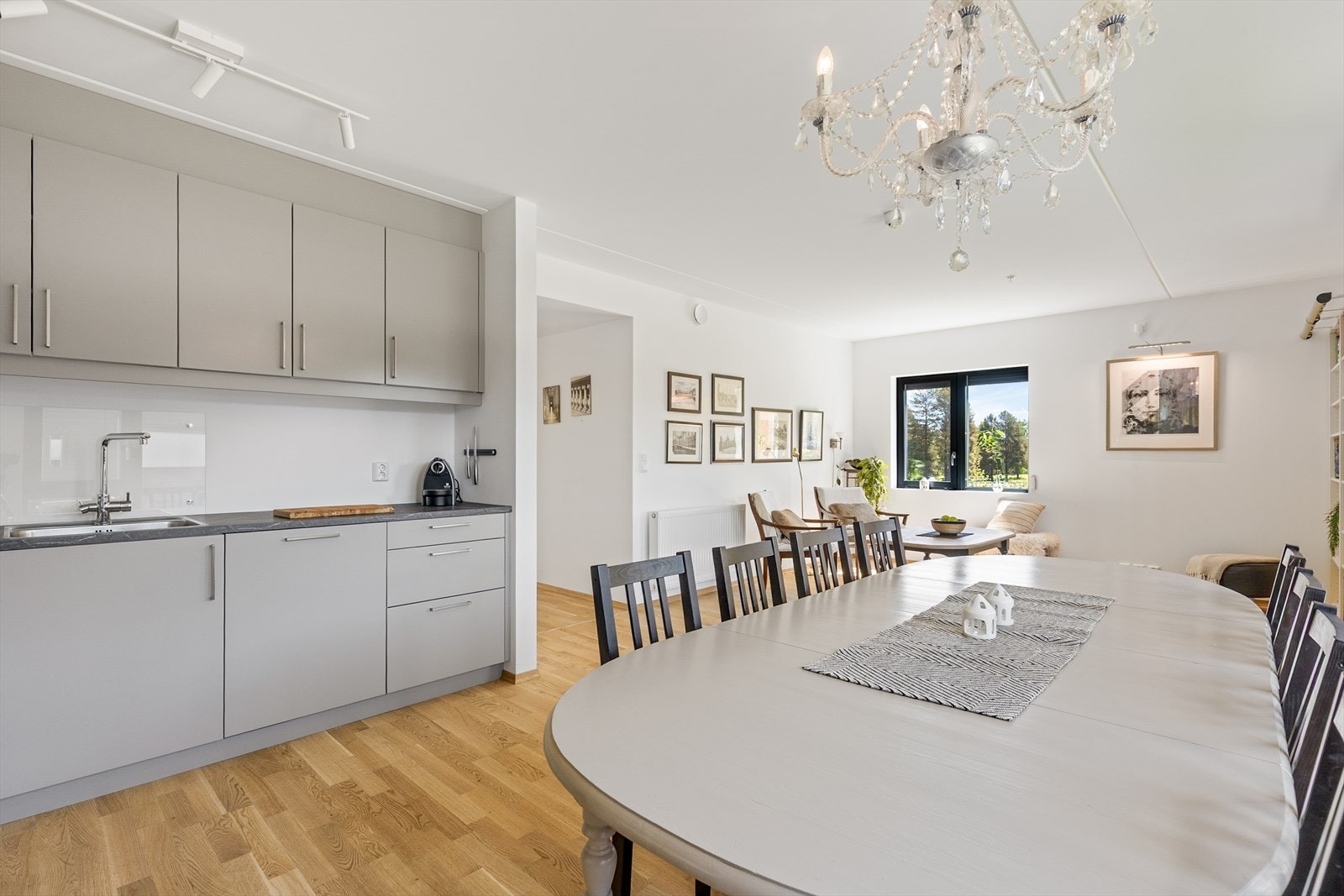 Balansert ventilasjon sørger for et sunt og godt inneklima i hele boligen. Galleribilde