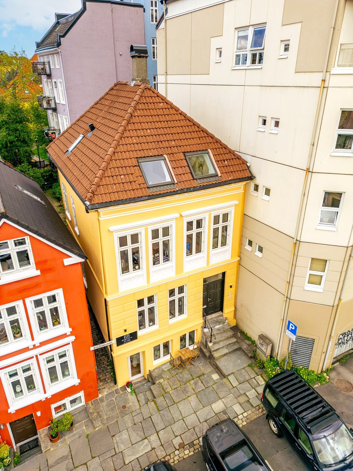 Området byr på et svært bredt utvalg av daglige servicetilbud. Galleribilde