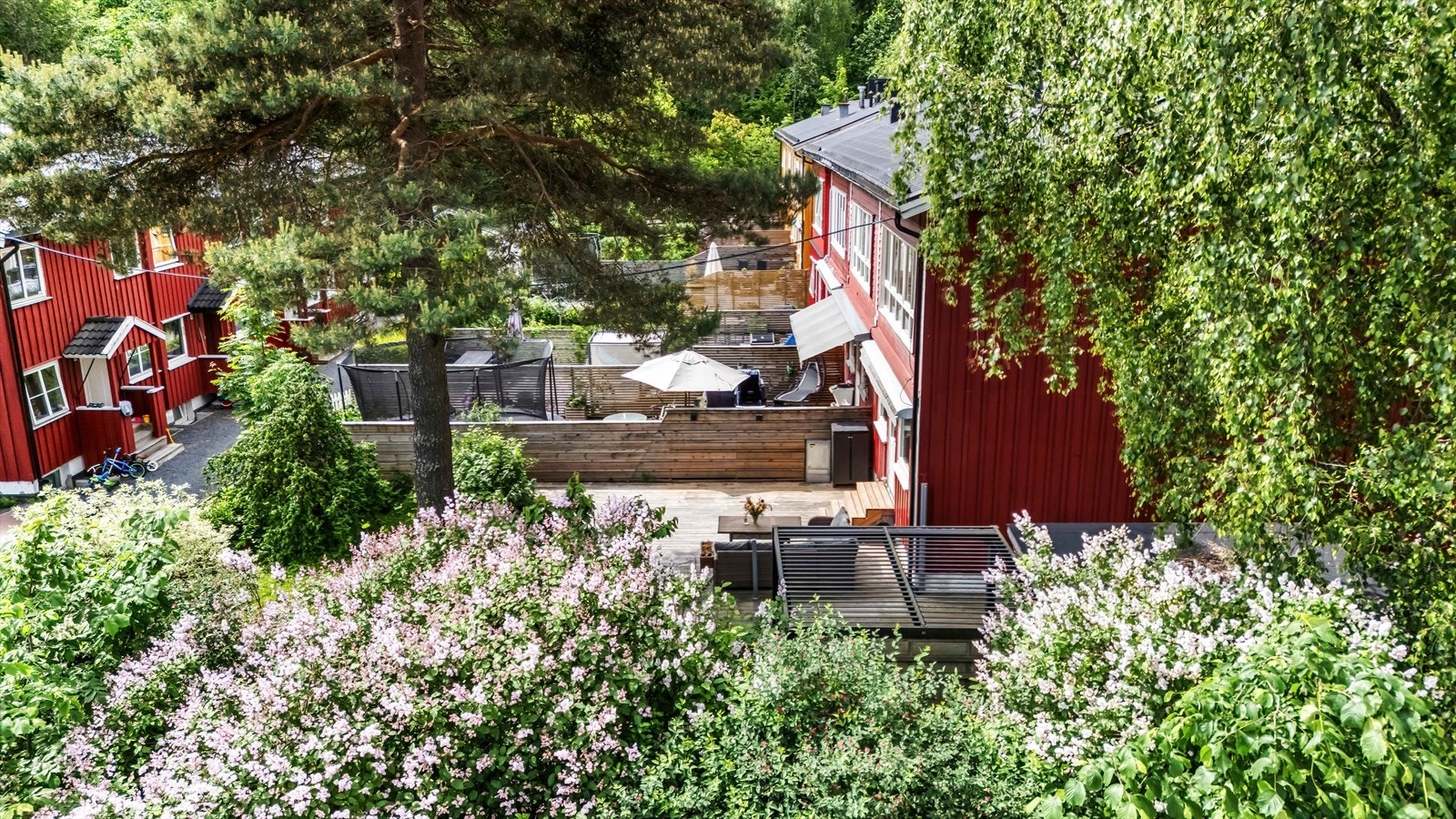Velkommen til Hagabråten 39 presentert av Eiendomsmegler Kristoffer Stormfelt v/Aktiv Eiendomsmegling.
Fotograf: Håvard Rognli. Galleribilde