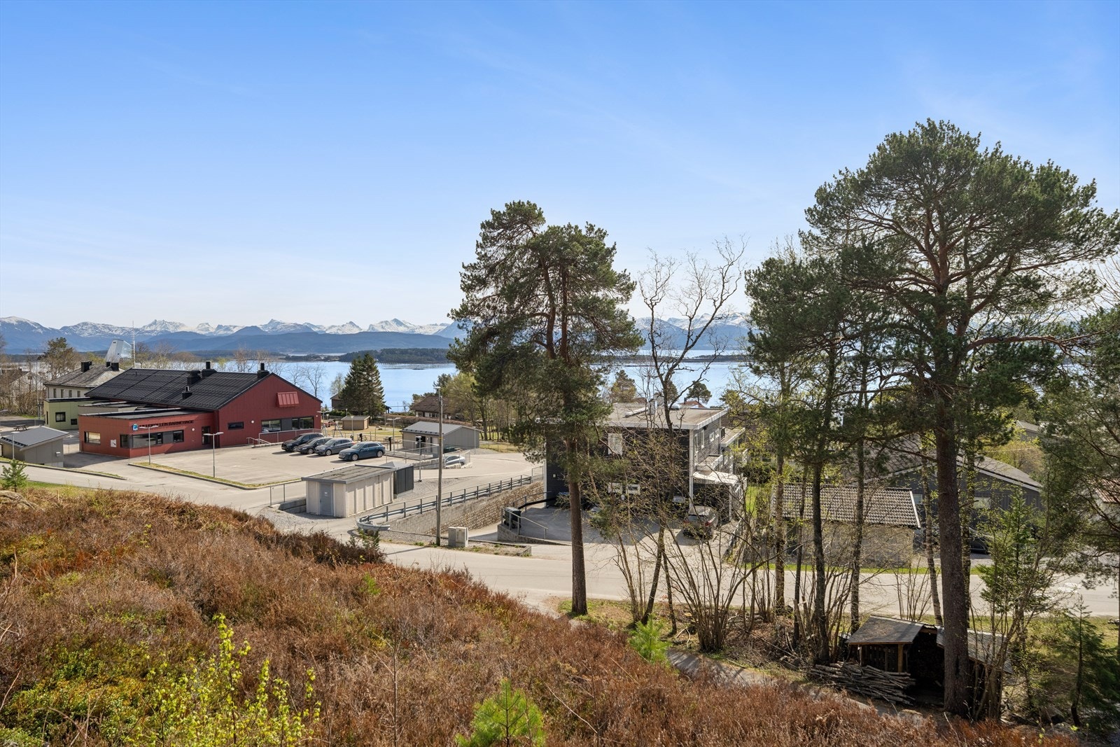 Den høye beliggenheten sikrer en uhindret utsikt og en luftig følelse. Galleribilde