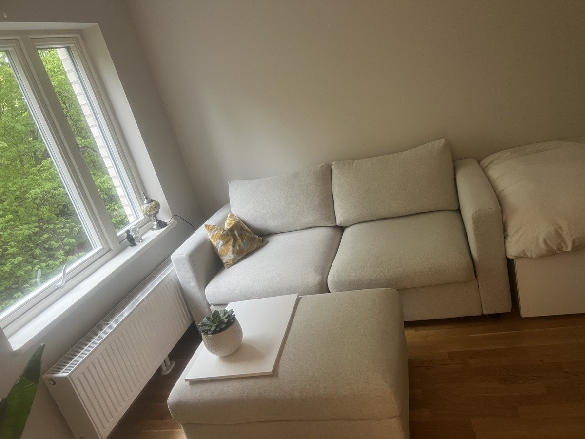 God sofa å sittei, 190 lang. Utslått er den 140x200 Galleribilde