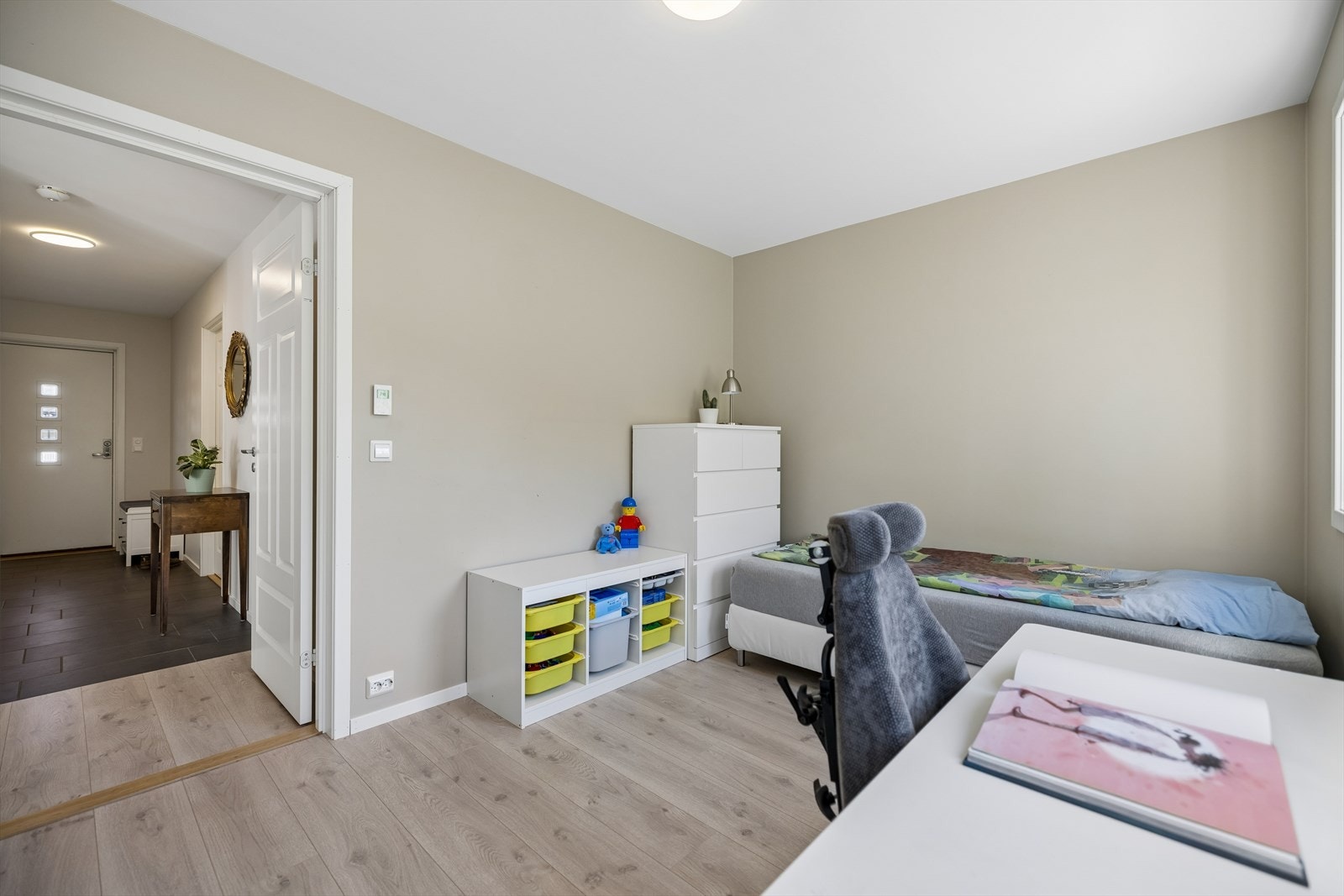 Hovedsoverommet har en god størrelse. Galleribilde