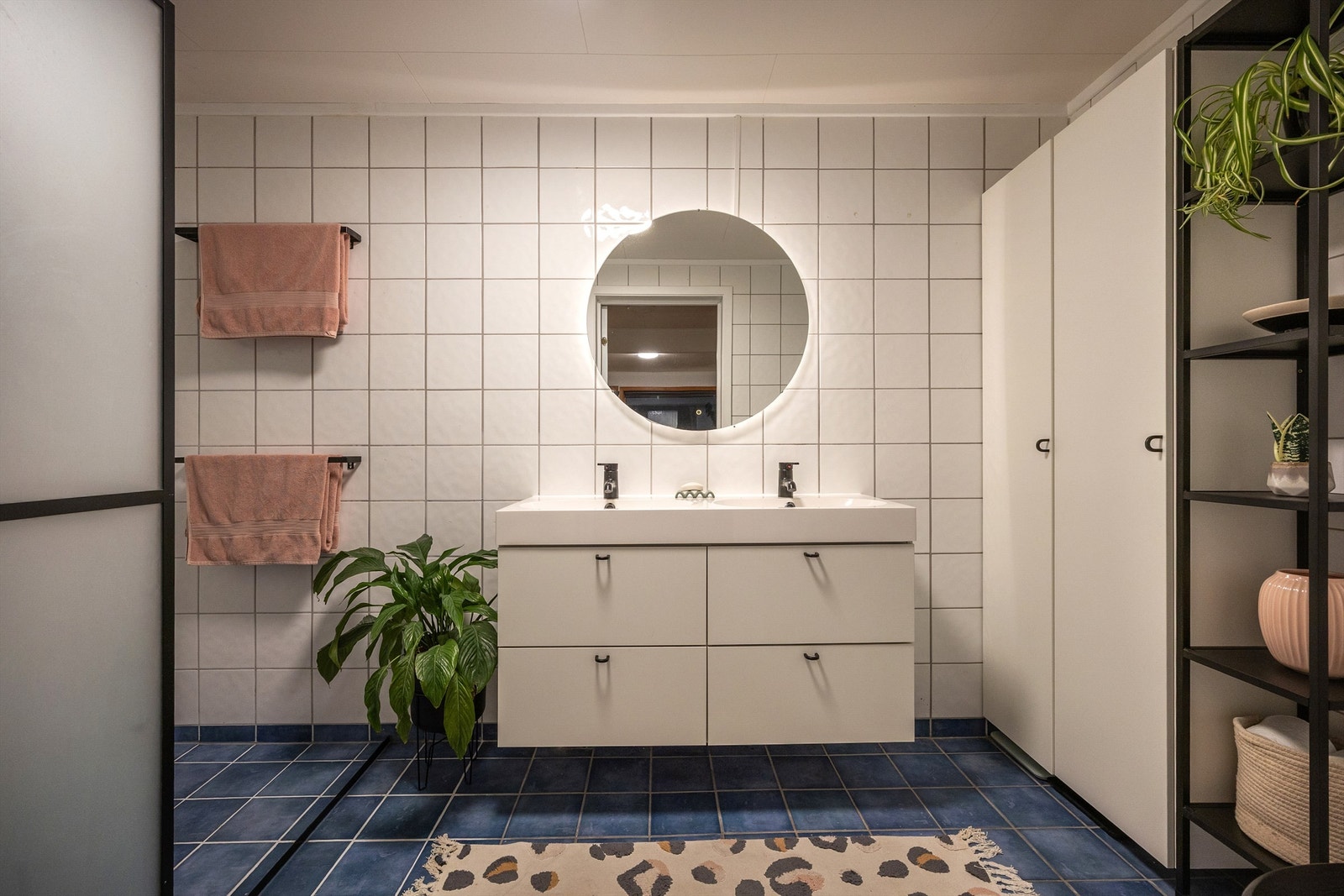 Badet i underetasjen Galleribilde