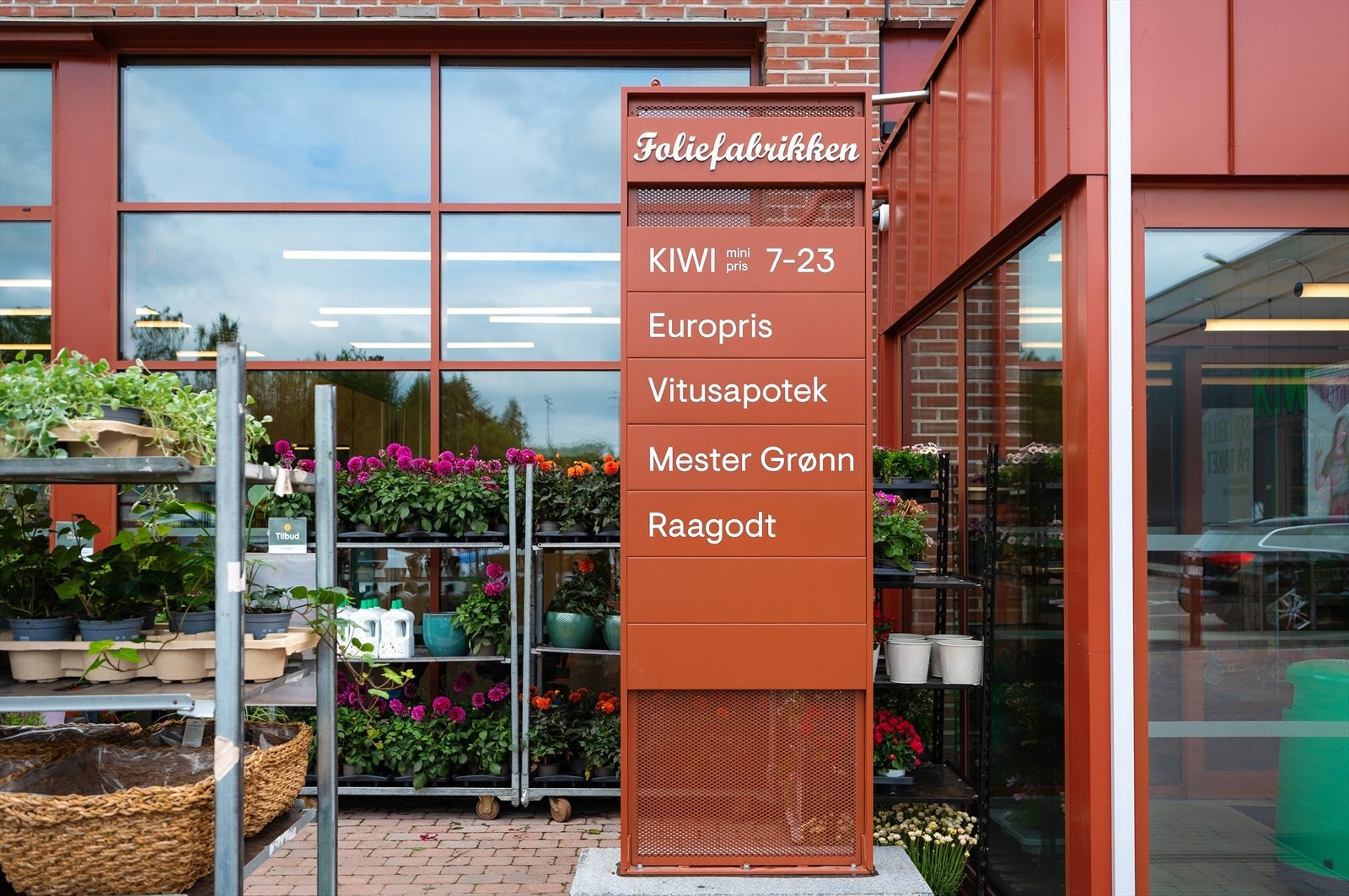 Foliefabrikken/nærsenter ligger 10 minutters gange unna. Galleribilde