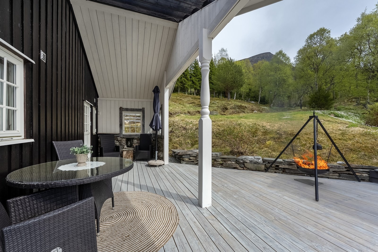 Overbygd terrassse Galleribilde