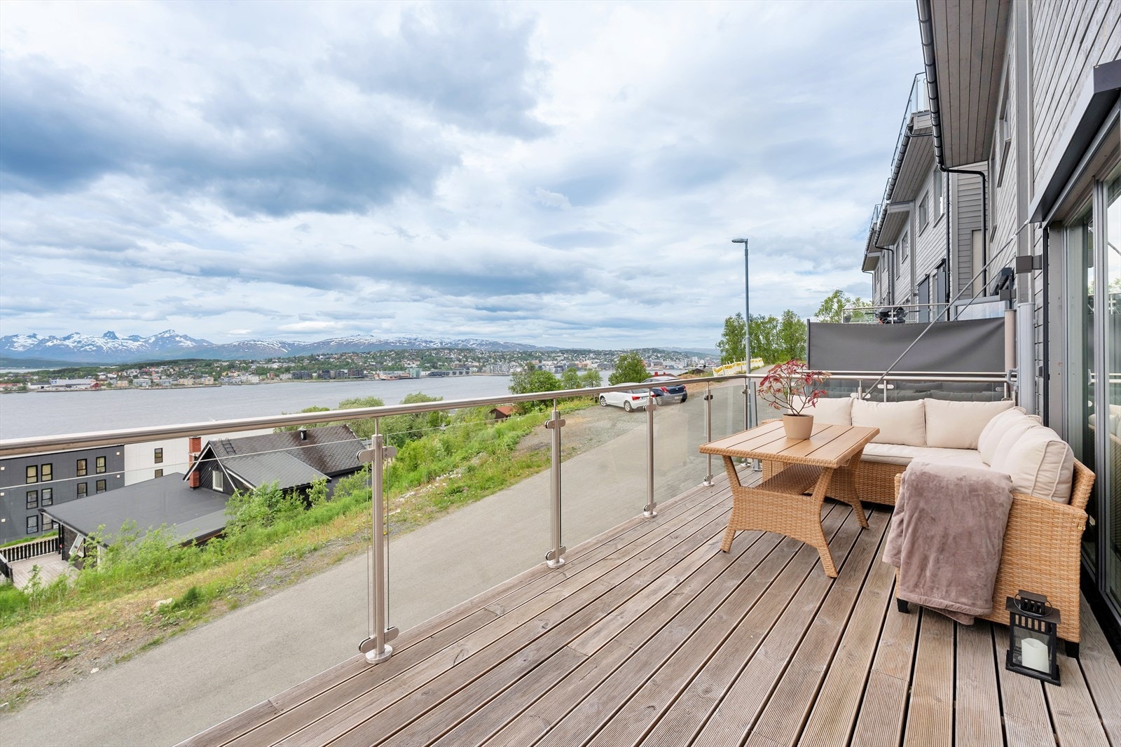 Med plass til både sittegruppe og grill Galleribilde