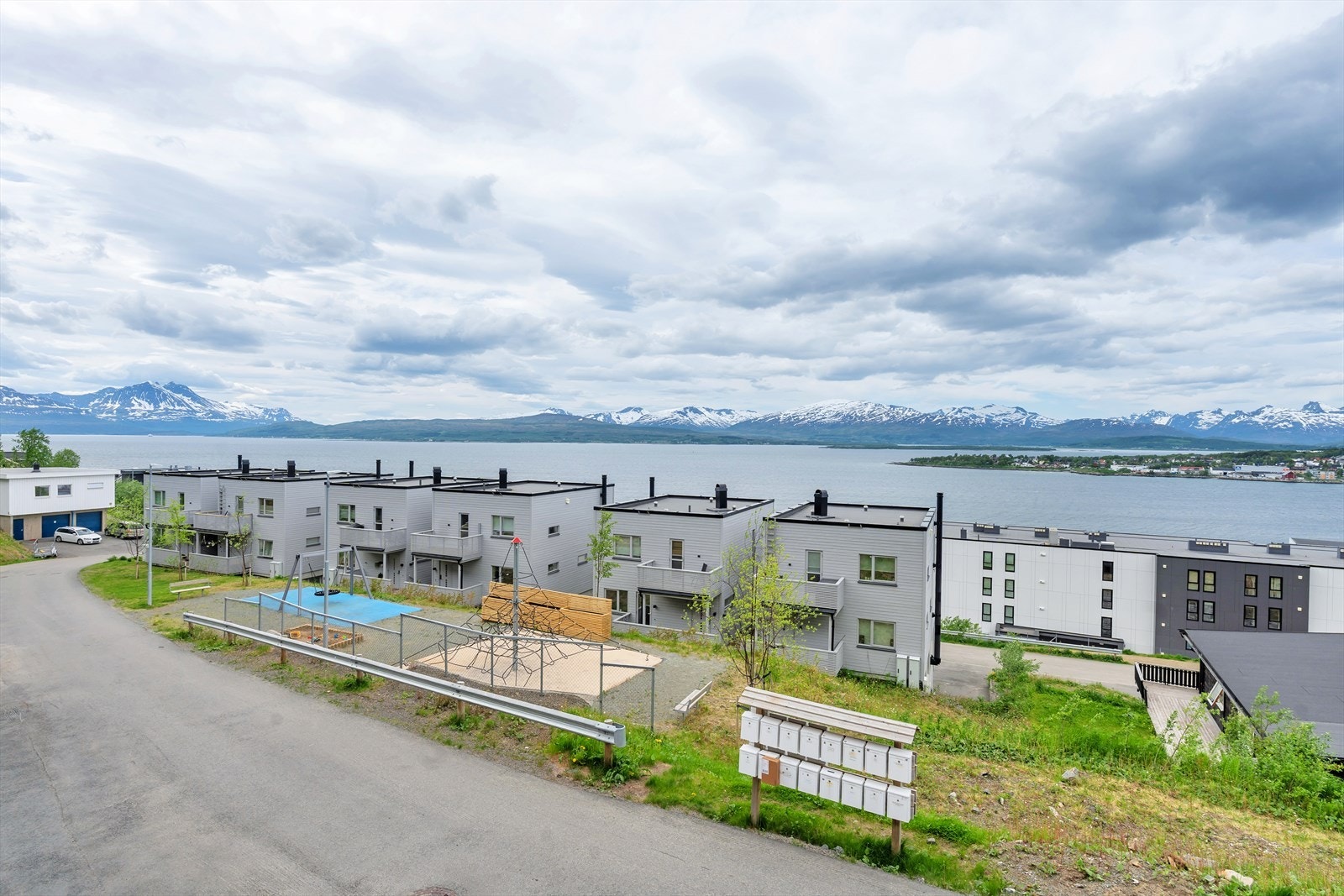 Utsikt sørvest Galleribilde