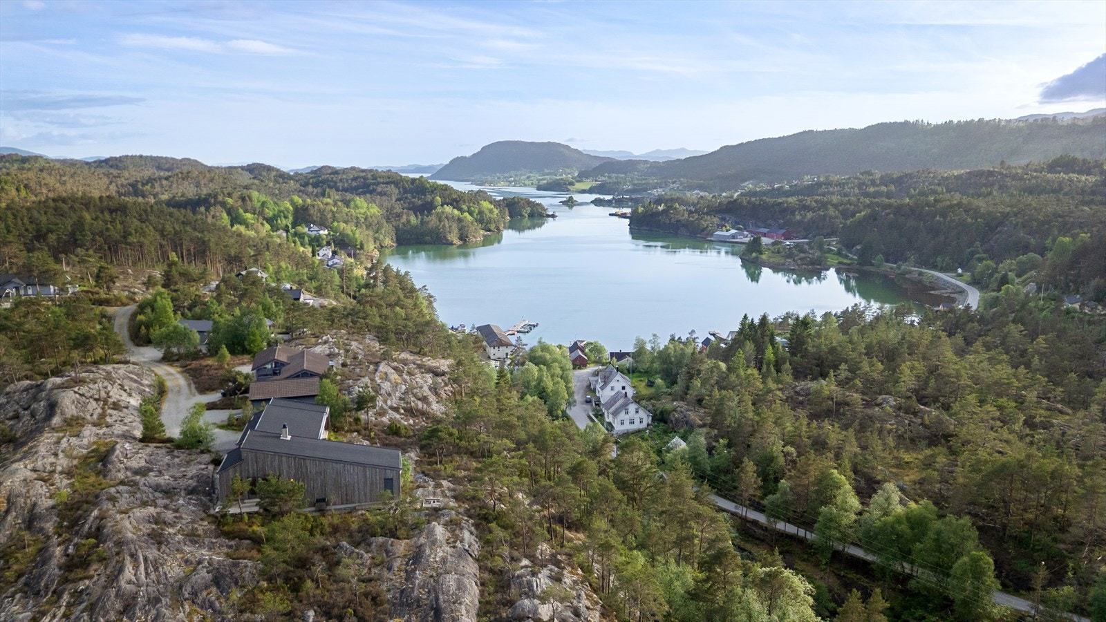 Ca. 1,5 time fra Bergen Galleribilde