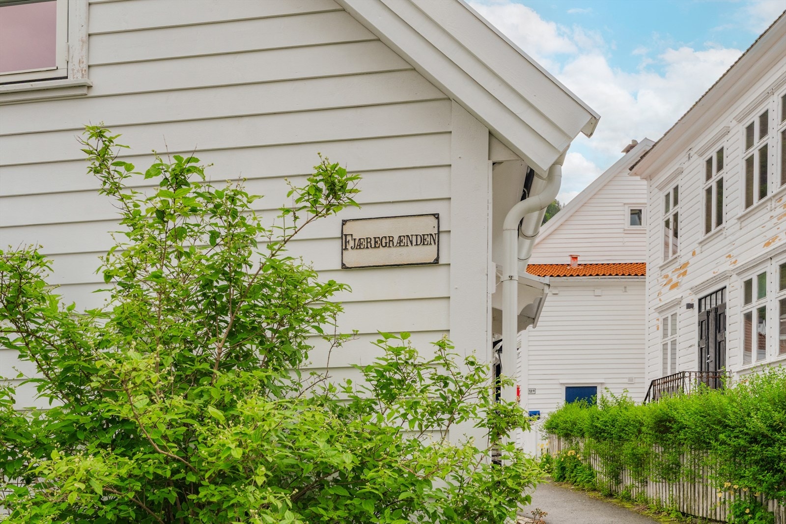 Fjæredgrenden 10-Et fantastisk sted å bo! Galleribilde
