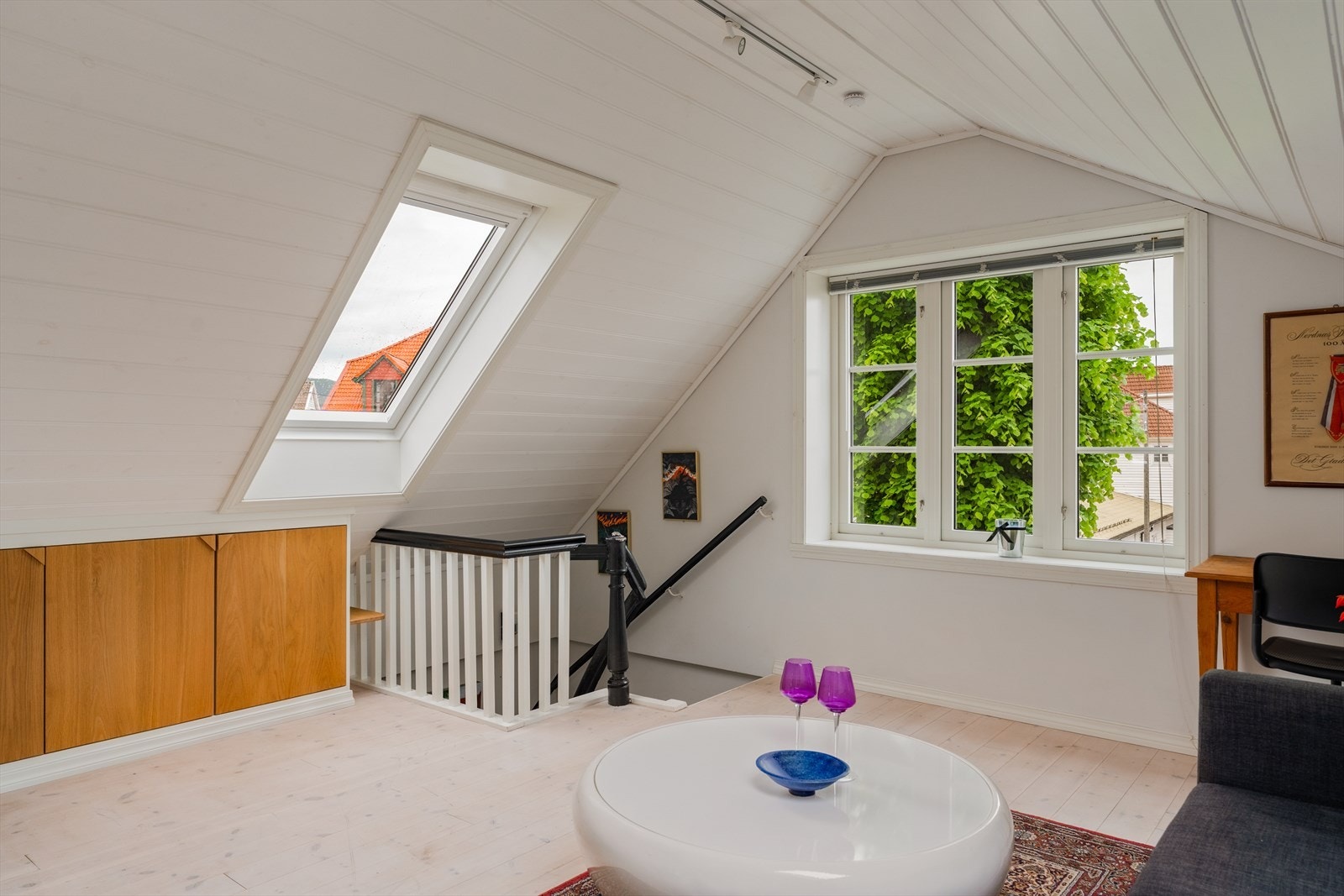 Her er det bare å trekke seg tilbake og nyte flott utsikt. Galleribilde