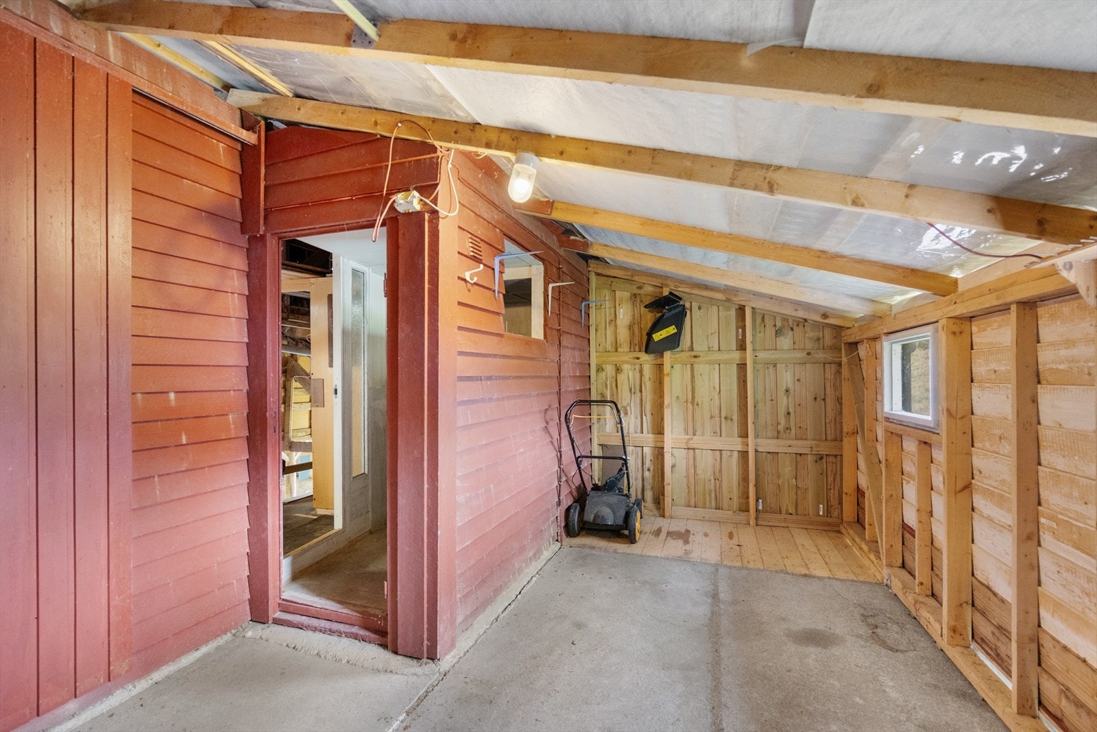 Godt med lagringsplass i løen. Galleribilde
