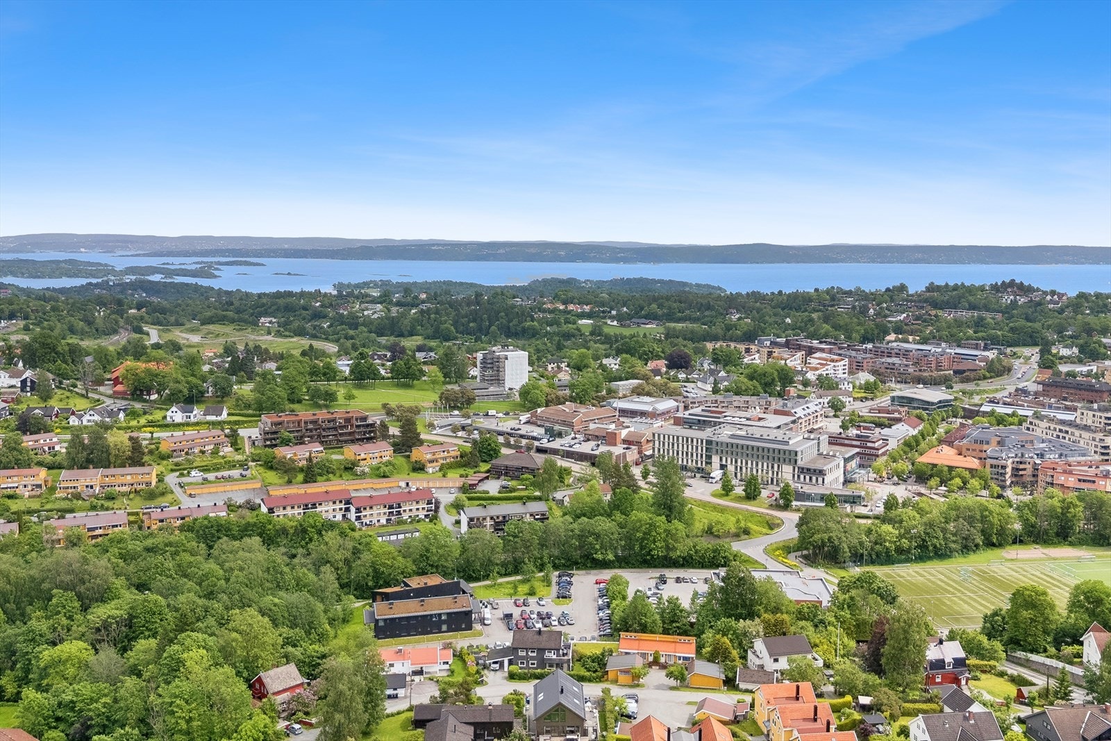 Nær Asker sentrum Galleribilde