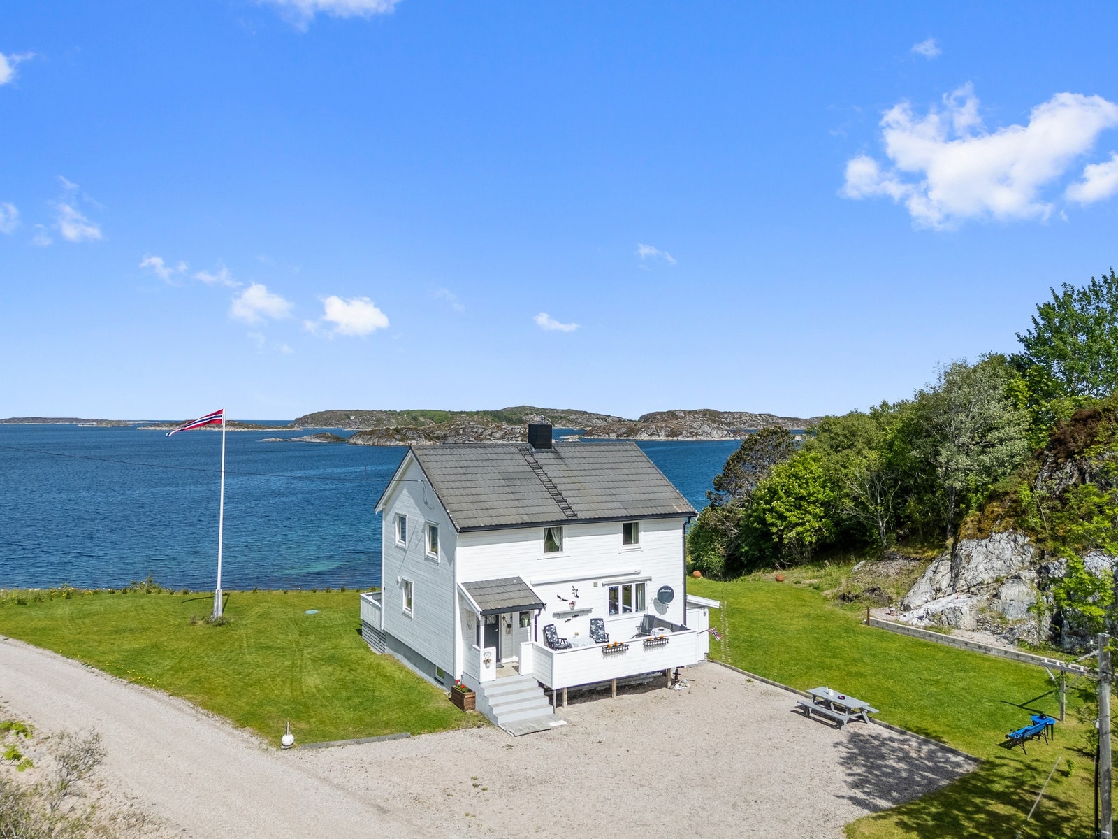 Velkommen til Kvitsandveien 10: Foto: Interiørfoto v/Haukdal Galleribilde