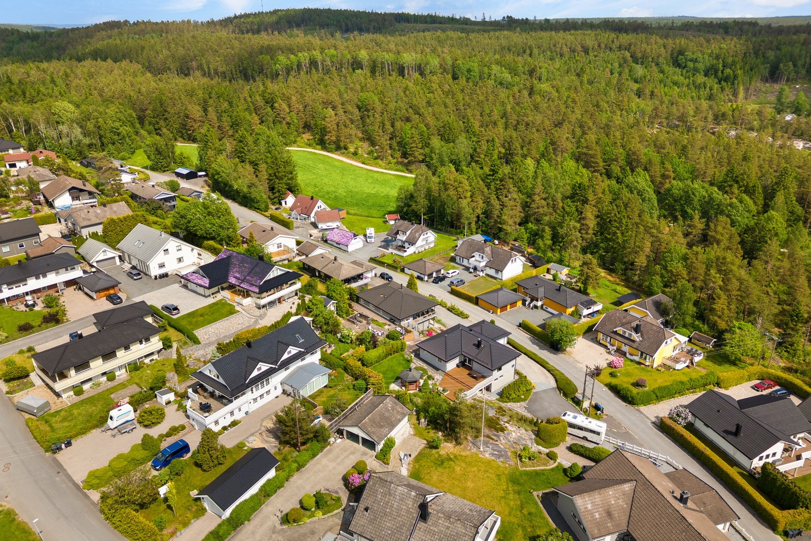 Velkommen til en hyggelig visning i Bjørndalveien 11A! Galleribilde