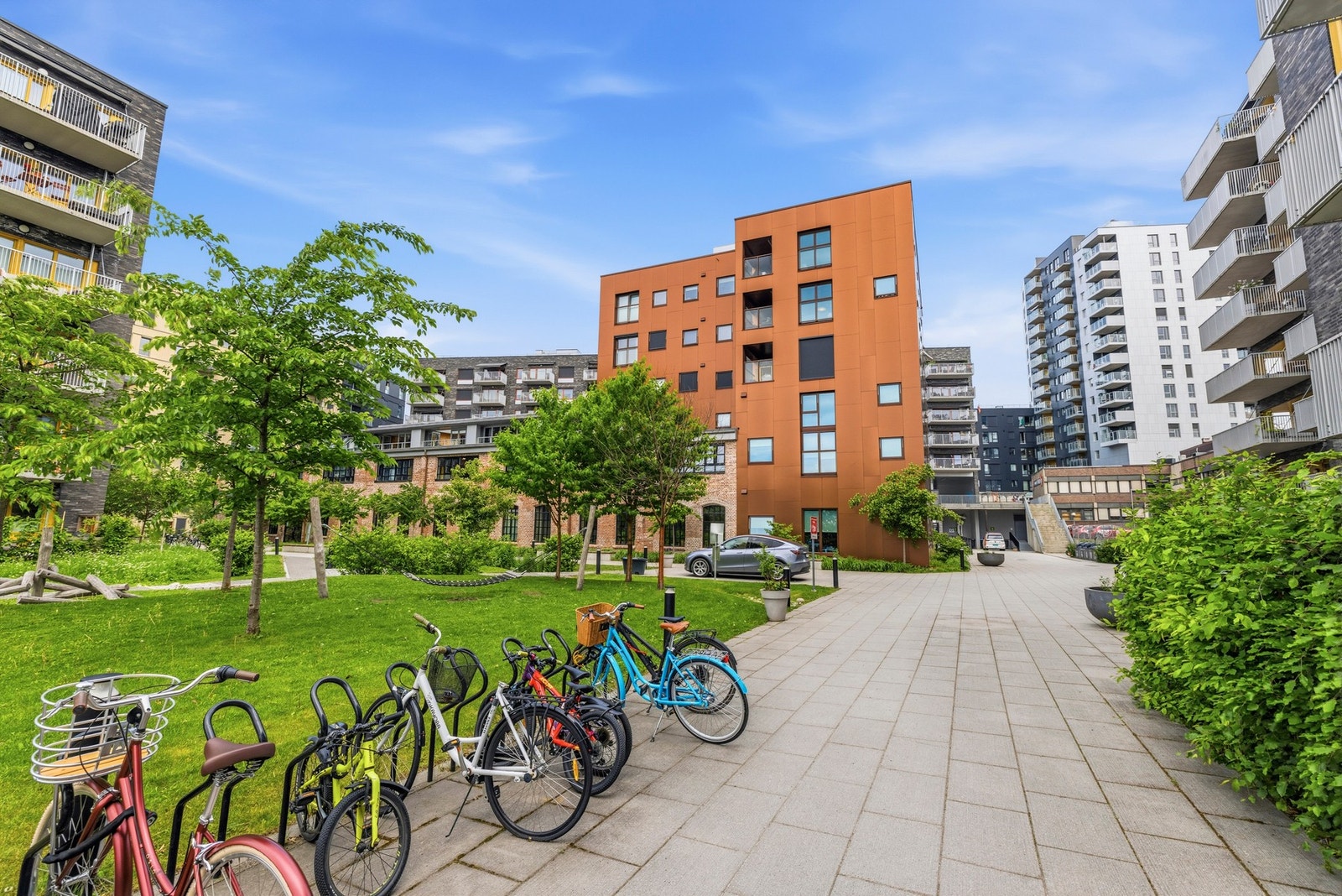 Boligen har en attraktiv beliggenhet i en rolig gate. Galleribilde