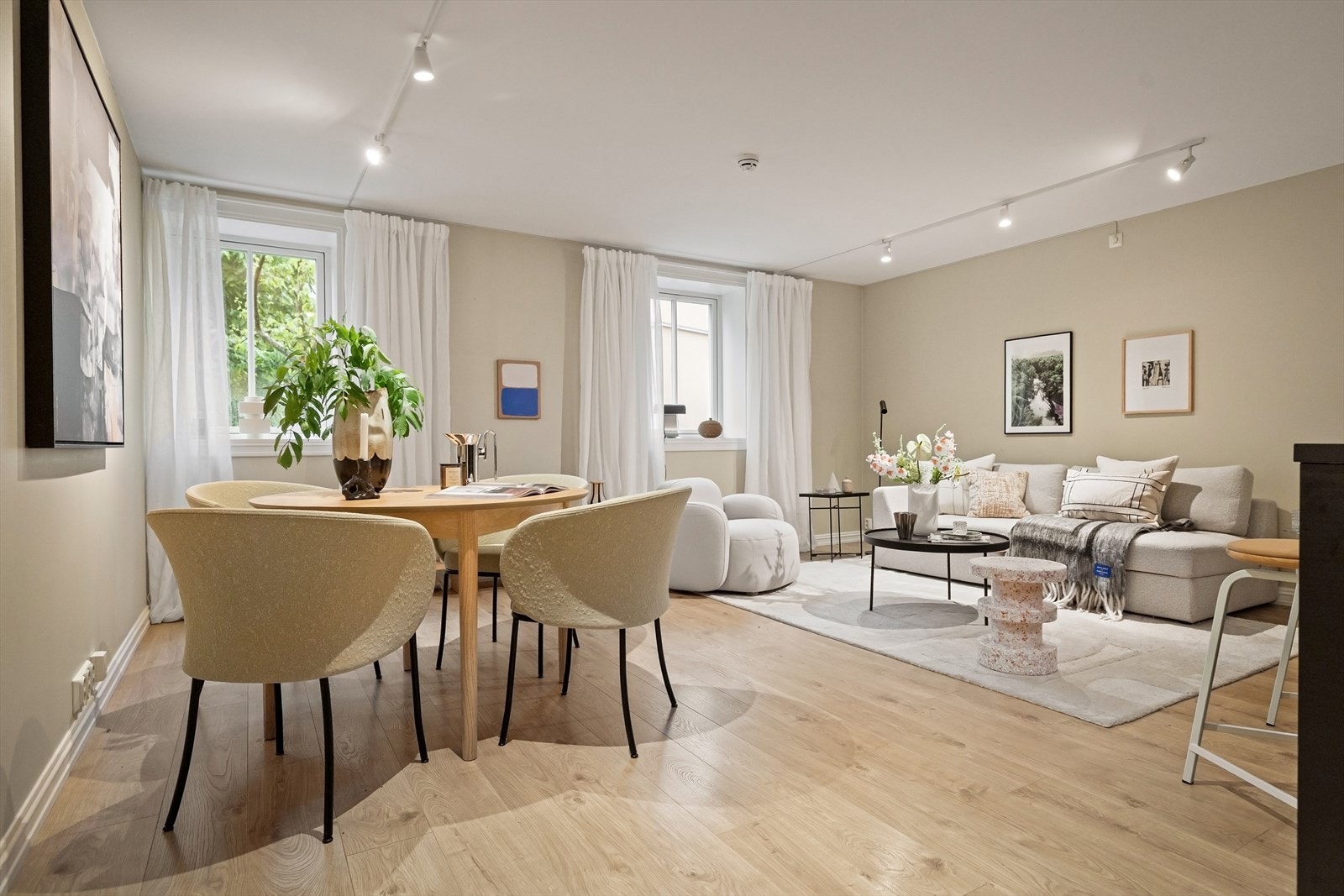 Velkommen til Johannes Bruns gate 8! Foto: Lasse Lerdahl. Stylist: Boas Studio. Galleribilde