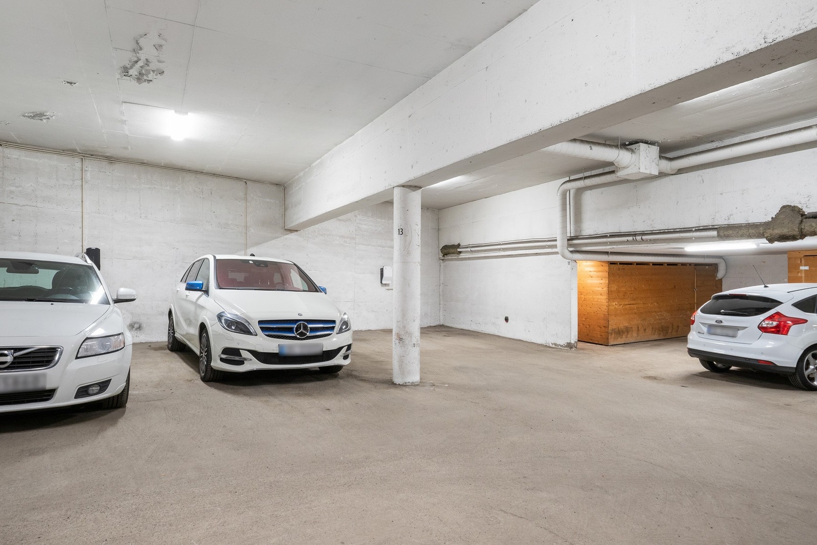 Leiligheten har tilgang til en garasjeplass i felles garasjeanlegg. Galleribilde