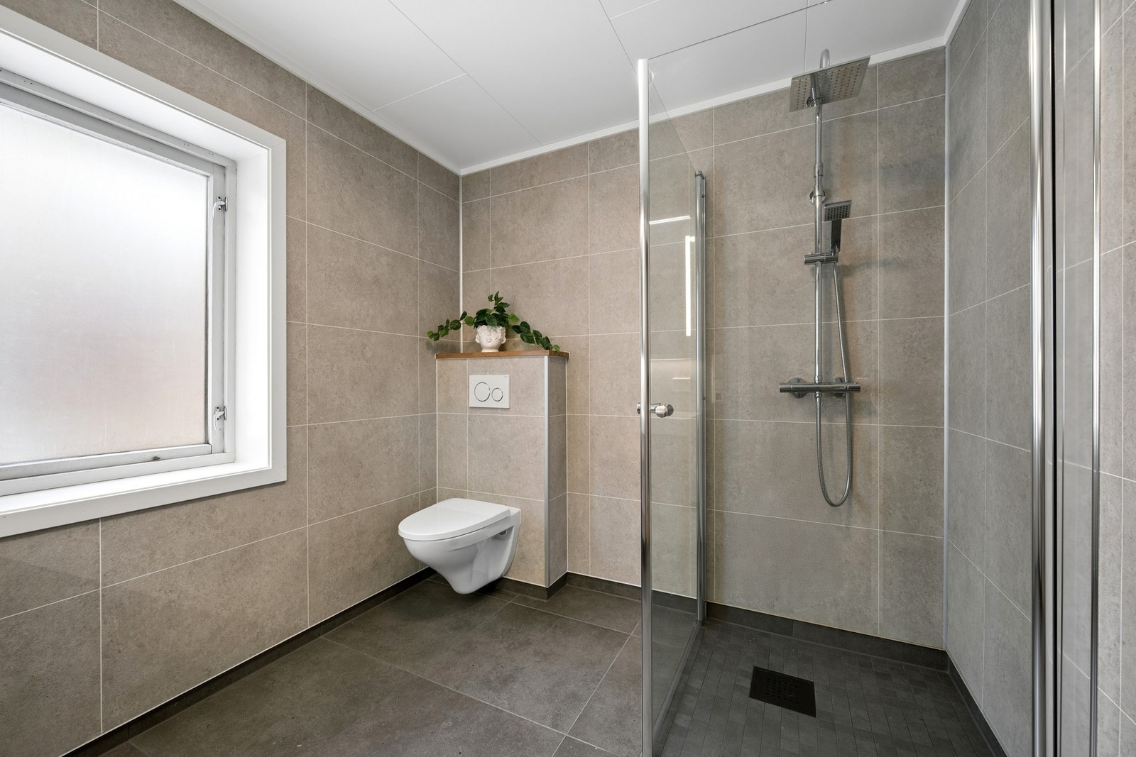 Badet ble profesjonelt oppgradert i 2024 av Ocab AS. Galleribilde