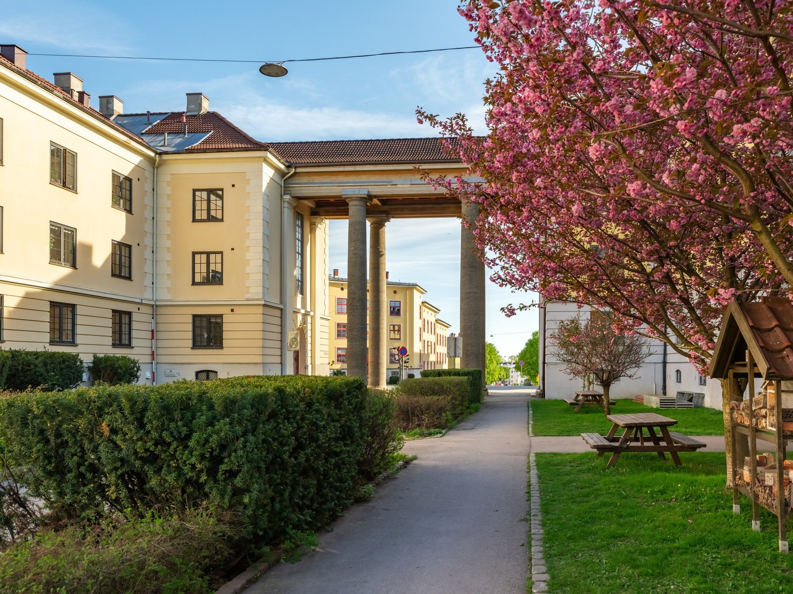 Tenk å bo i denne gården! Galleribilde