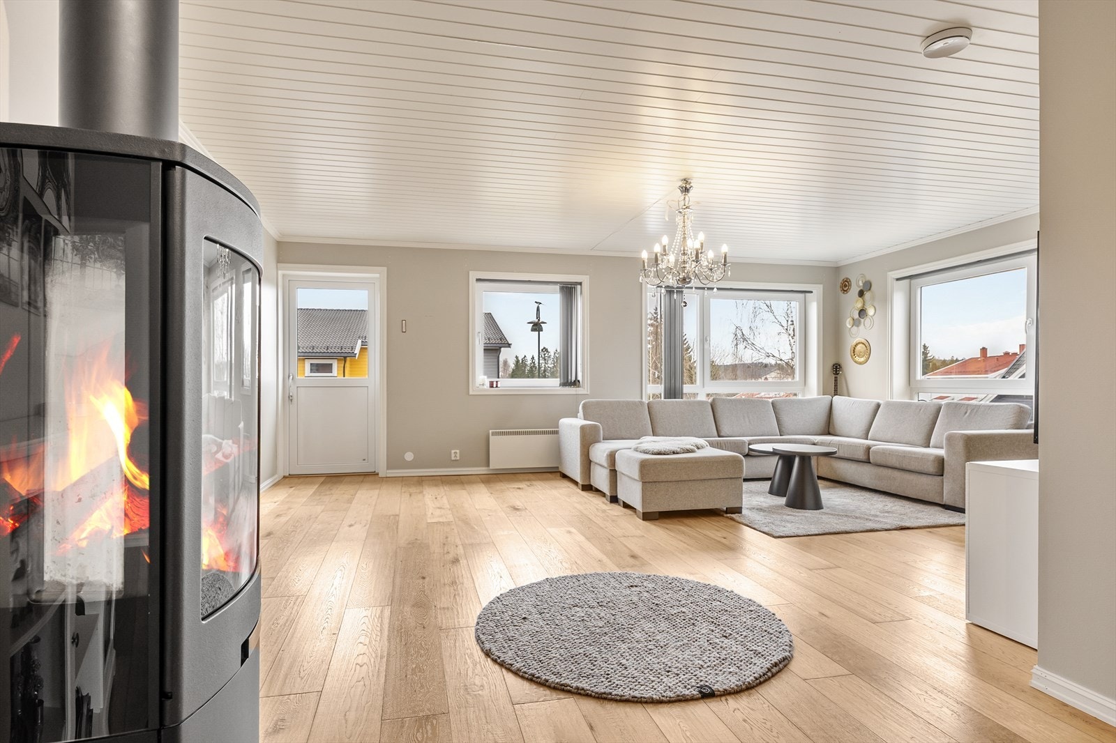 Velkommen til Lysåsstubben 1! Stor og familievennlig selveier m/4 soverom. Foto: Espen Døhlen v/ImageDay Galleribilde