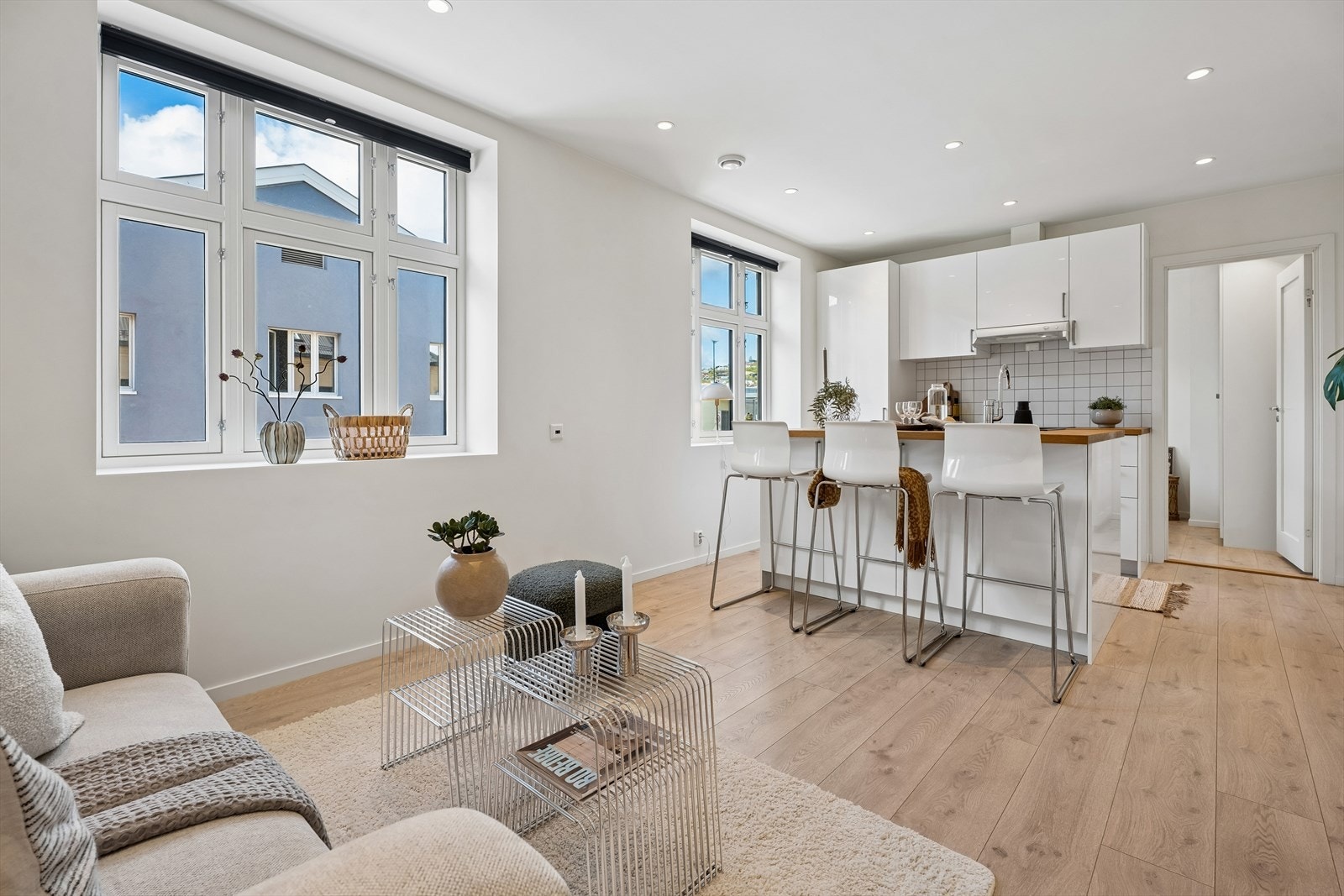 Leiligheten ble vesentlig oppgradert i 2018, med gulvvarme i alle rom og balansert ventilasjon. Galleribilde