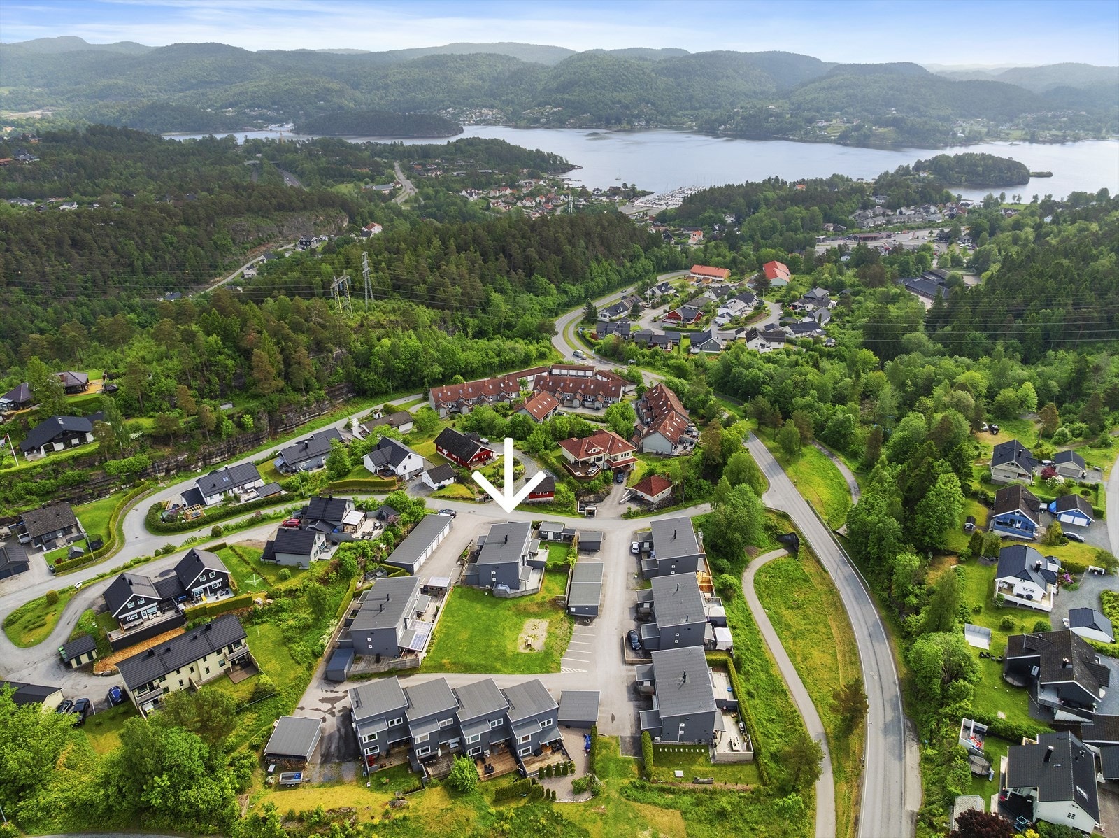 Boligen ligger i et populært område på Brattås Galleribilde