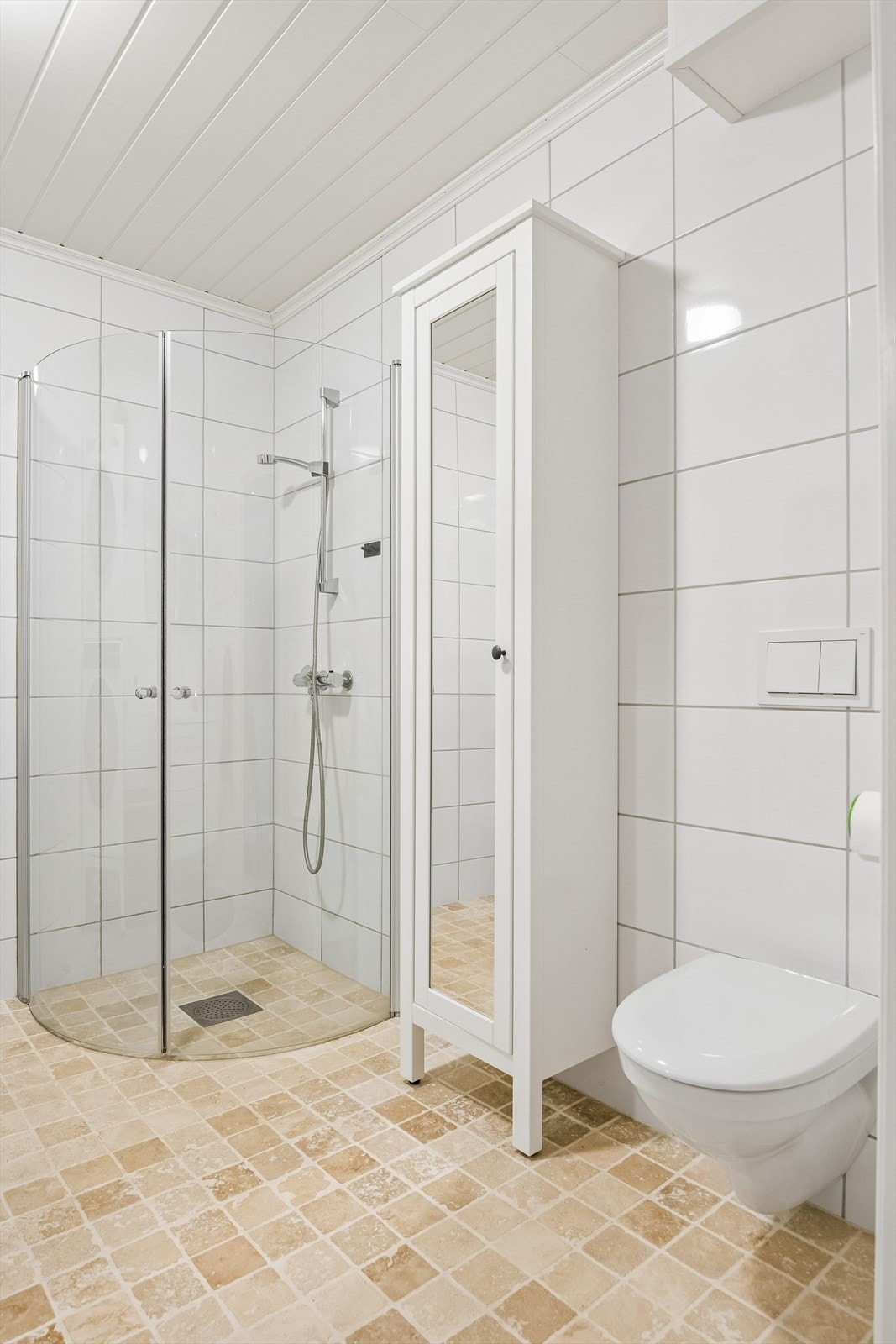 Rommet har avtrekk via boligens ventilasjonsanlegg. Galleribilde