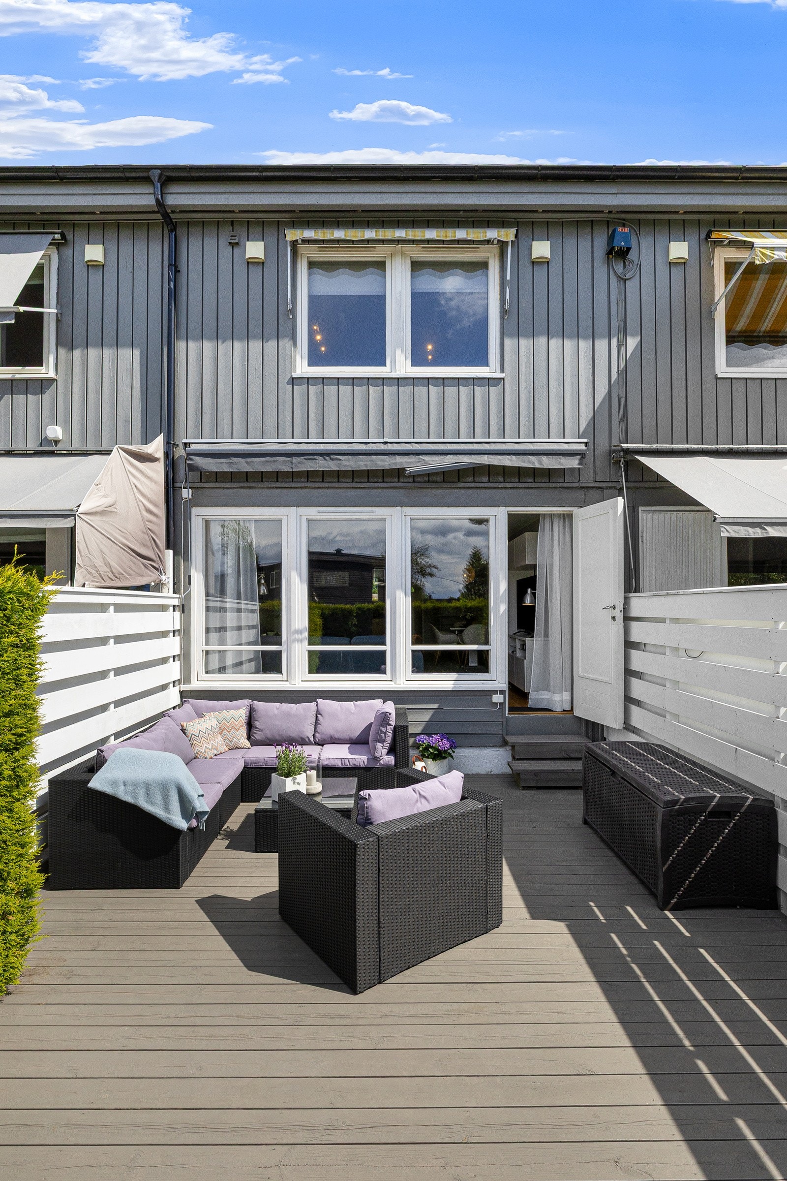 Terrasse mot vest Galleribilde
