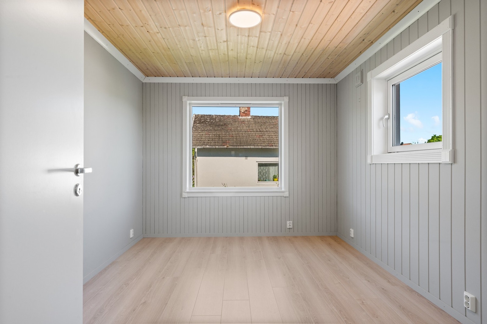 Soverommene har god størrelse, og det er godt med plass for garderobeløsninger. Galleribilde